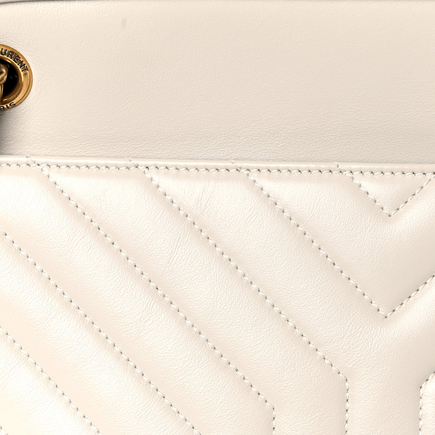 Calfskin Matelasse Joan Camera Bag Crema Soft