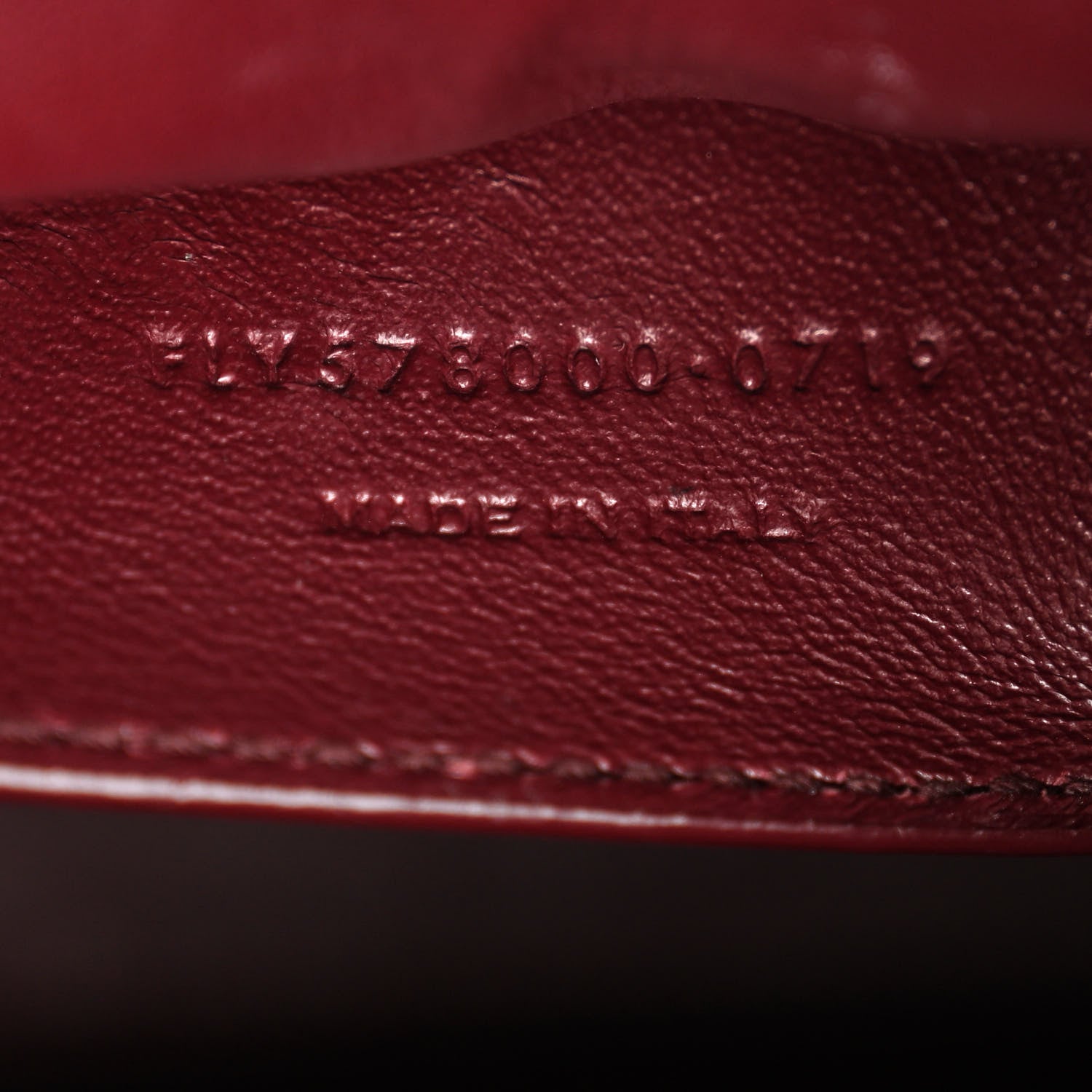 Saint Laurent Kid Scamosciato Smooth Calfskin Medium Classic Monogram Cassandra Top Handle Black Rouge Legion 7 of 12