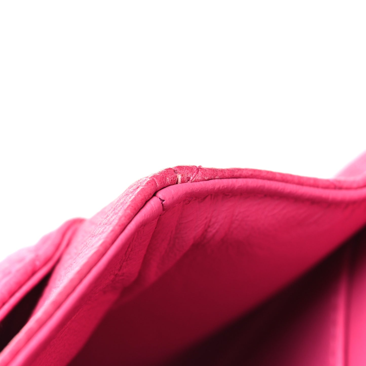 Iridescent Caviar Quilted Medium Double Flap Pink