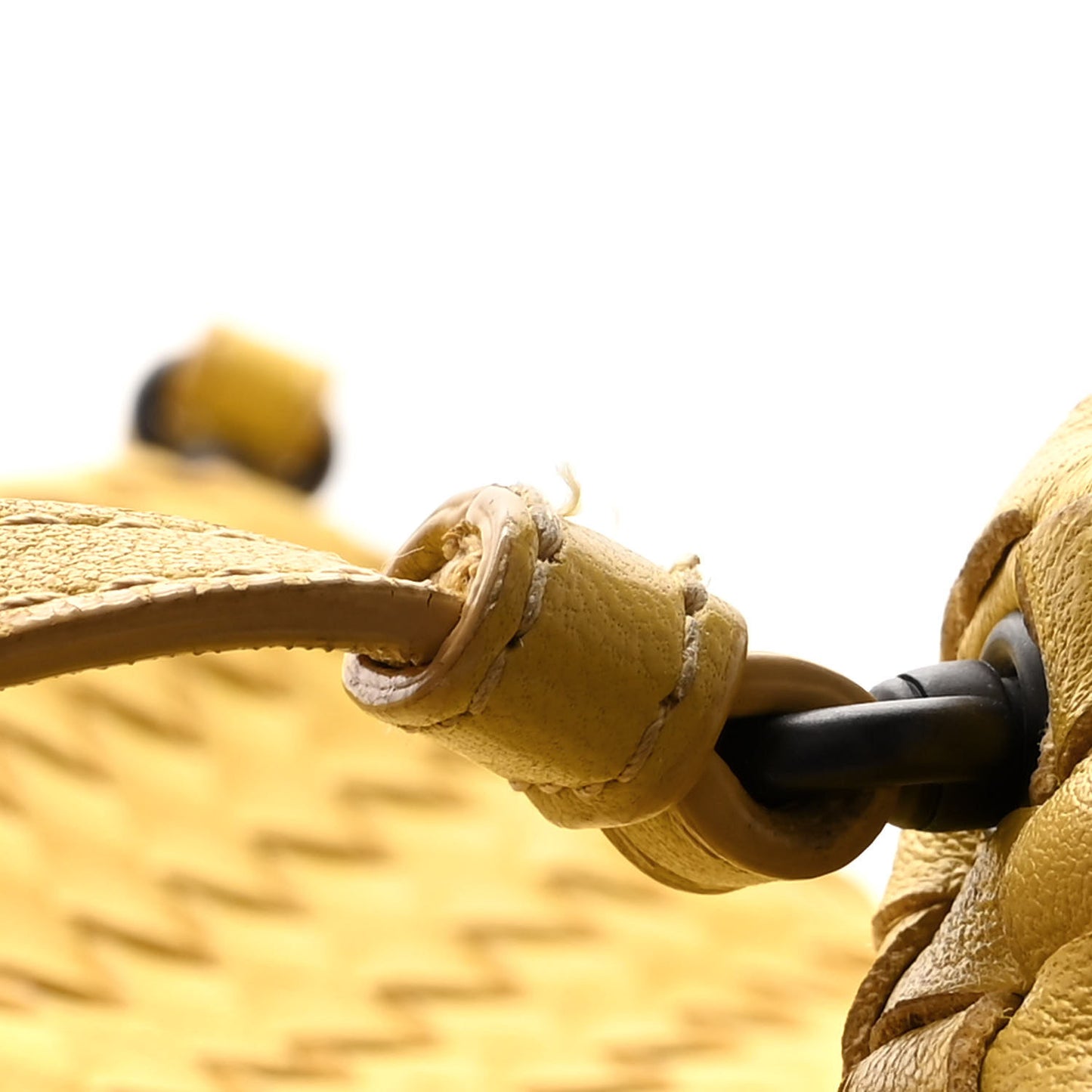 Nappa Intrecciato Cube Messenger Chartreuse