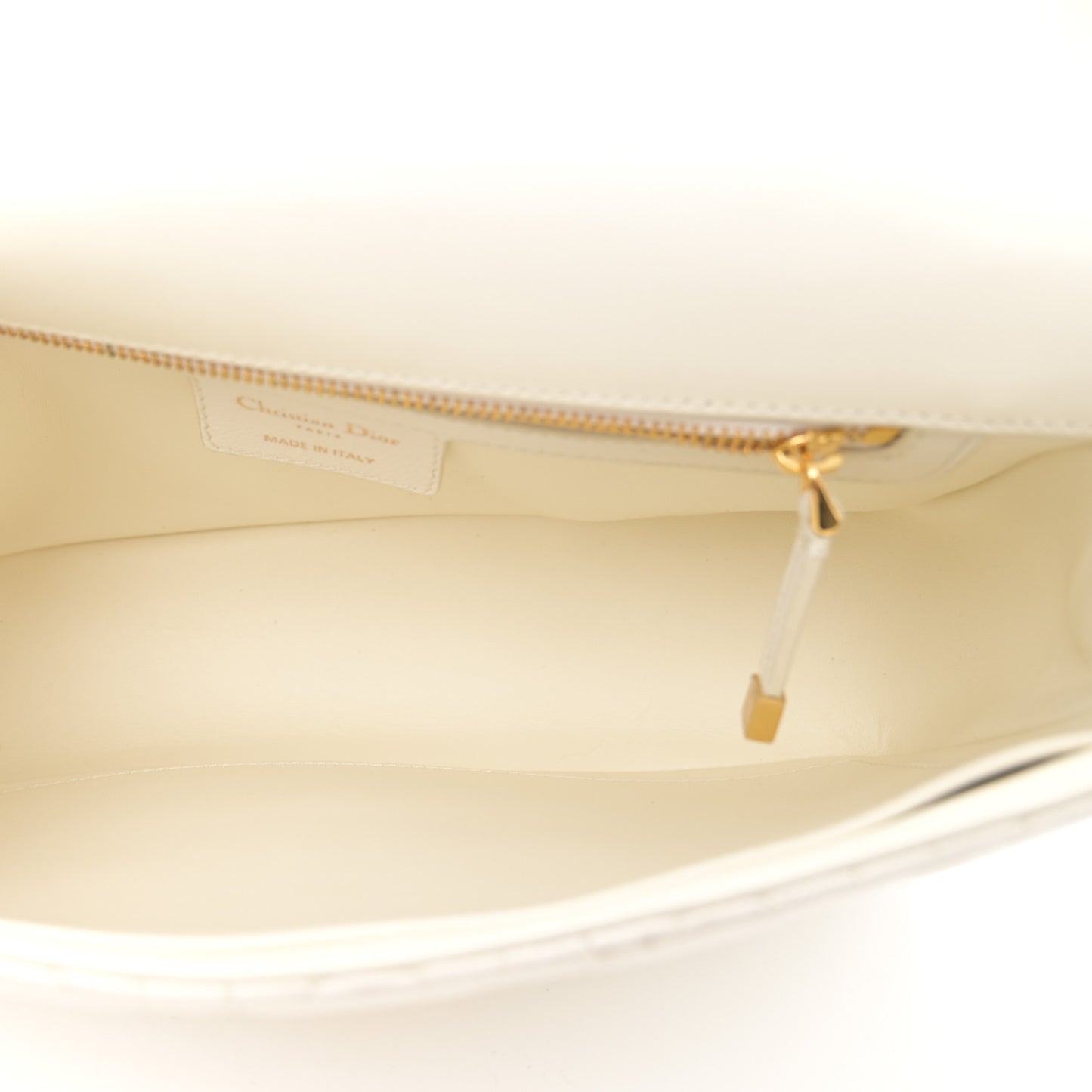 Supple Calfskin Cannage Medium Caro Bag Ivory