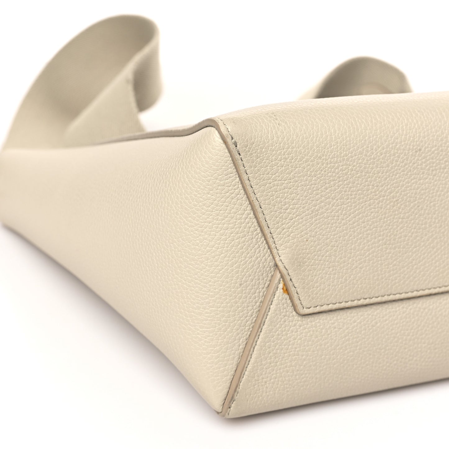 Soft Grained Calfskin Small Sangle Bucket Bag Light Taupe