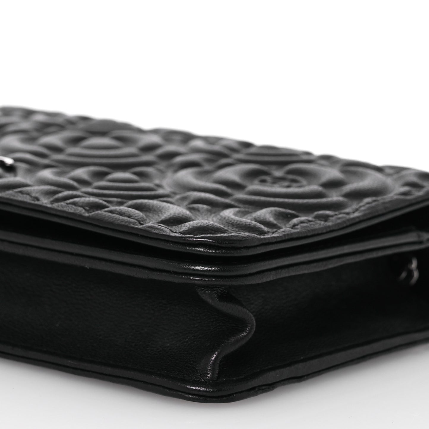 Lambskin Camellia Embossed Wallet On Chain WOC Black