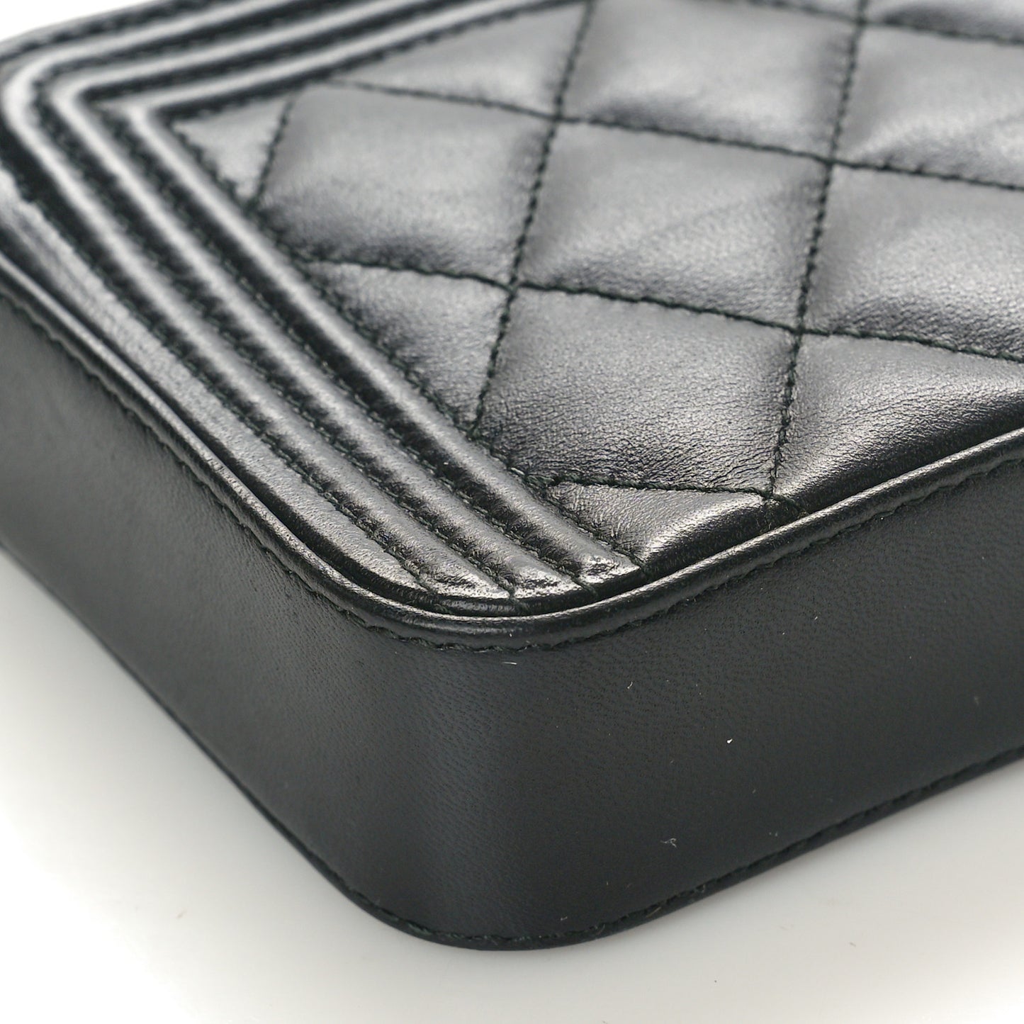 Lambskin Quilted Small Boy Clutch With Chain Black