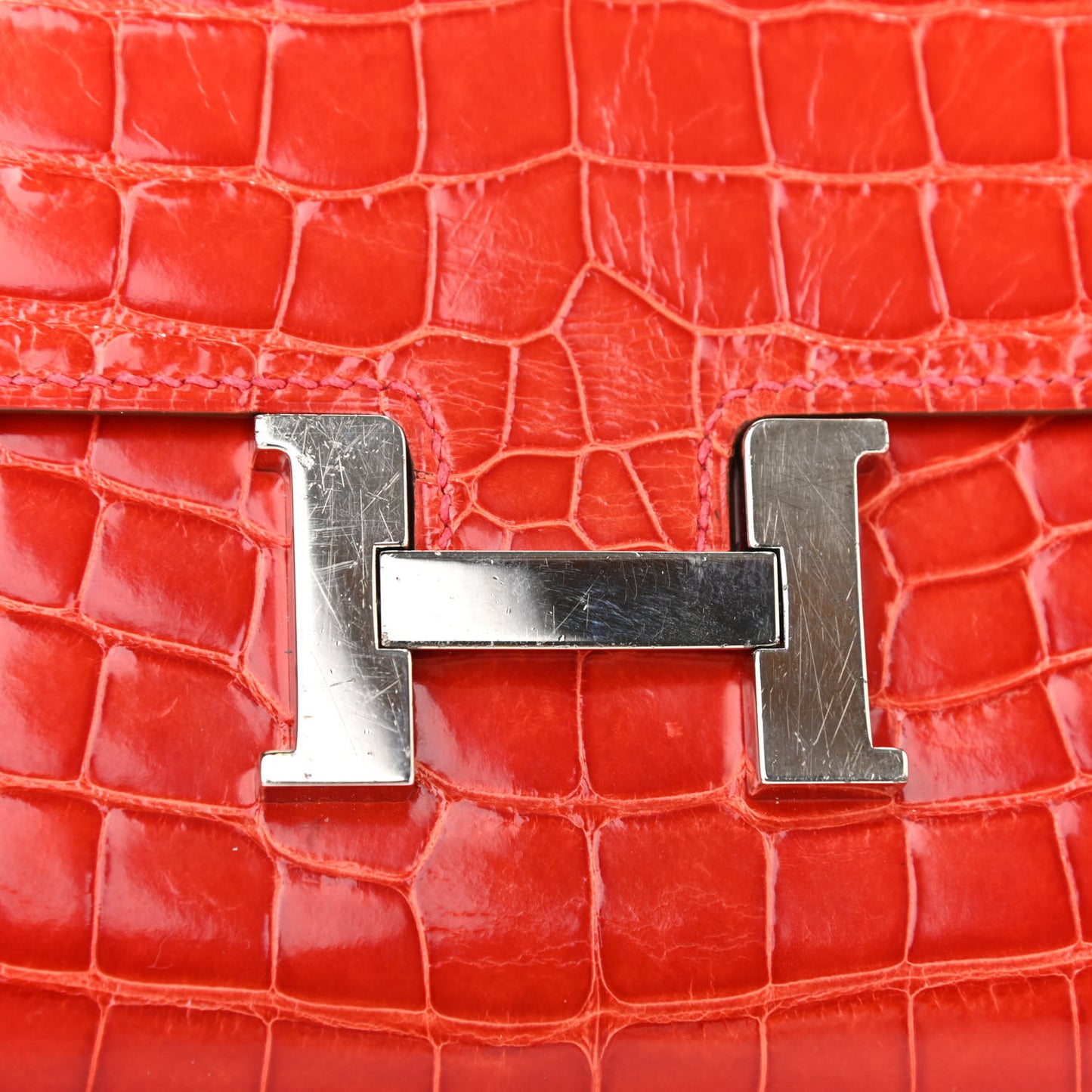 Shiny Alligator Constance Long Wallet Geranium
