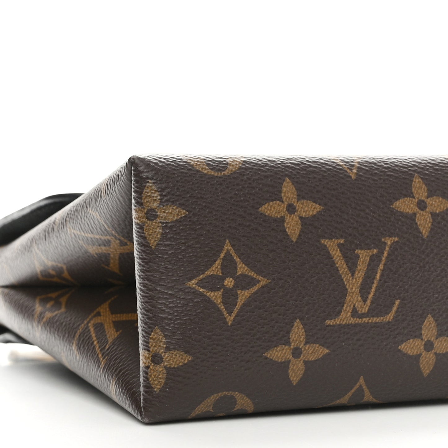 Monogram Locky BB Black