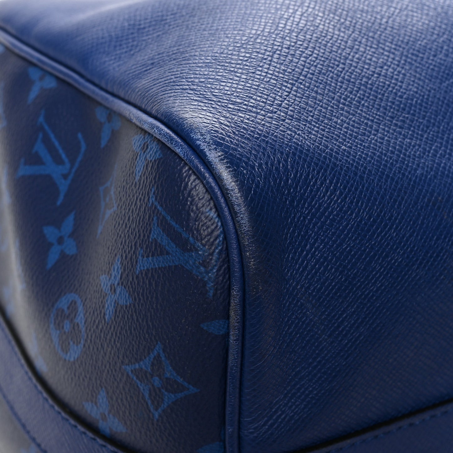 Taiga Monogram Eclipse Keepall Bandouliere 50 Pacific Blue