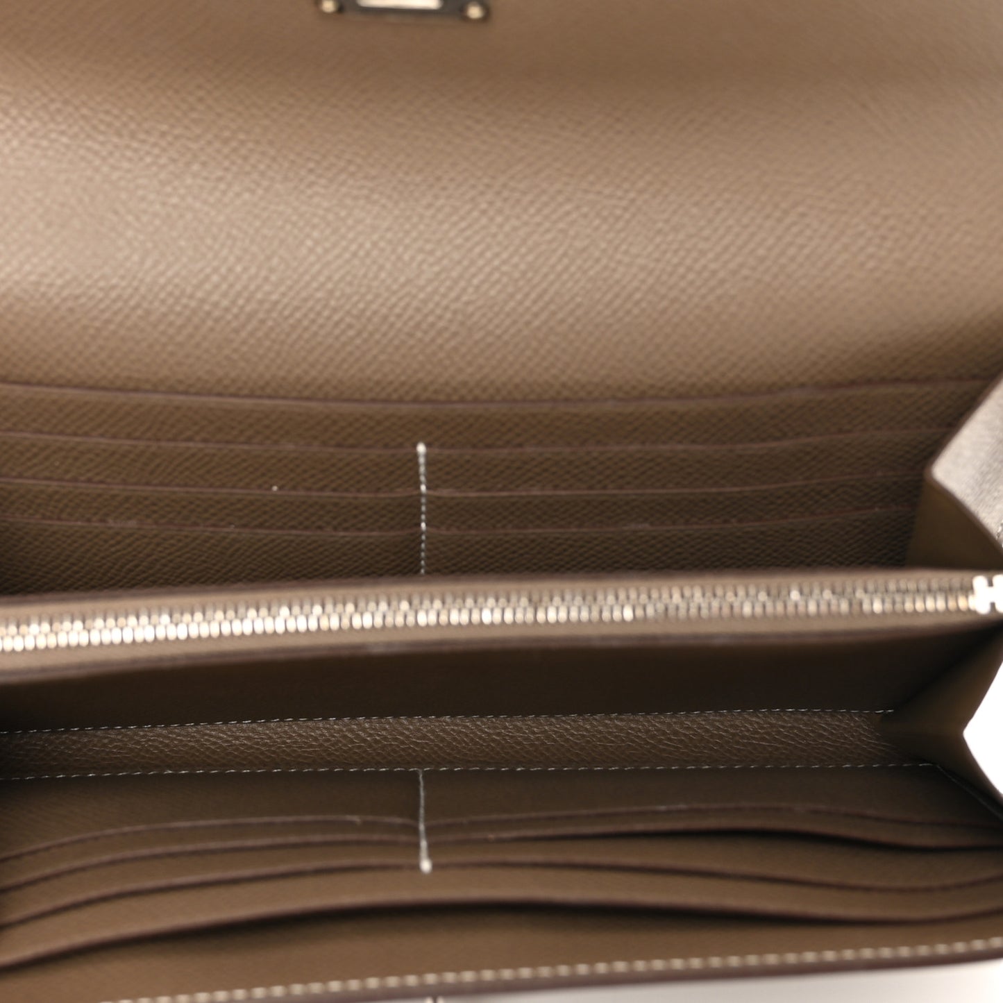 Epsom Kelly Longue Wallet Etoupe