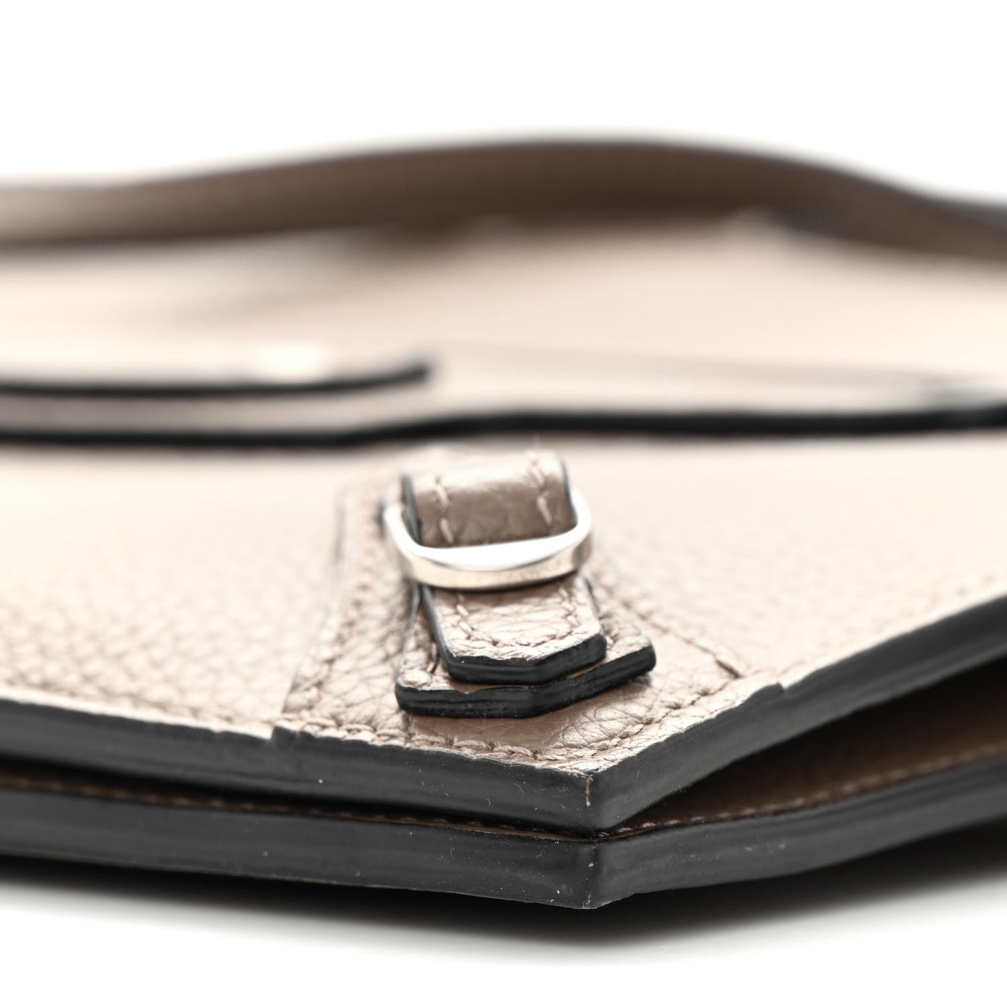 Grained Calfskin Neo Classic Aged Silver Multipouch Mink Grey