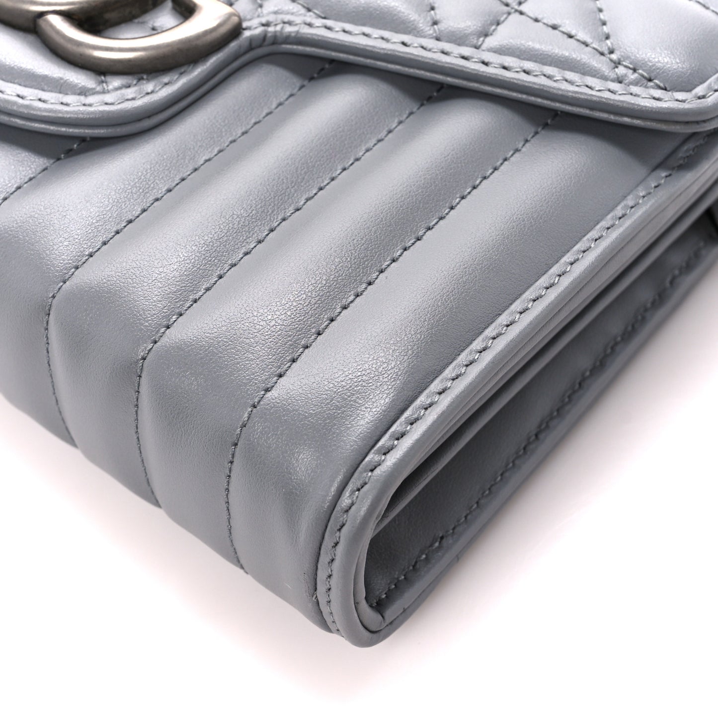 Calfskin Matelasse Aria GG Marmont Chain Wallet Deep Grey