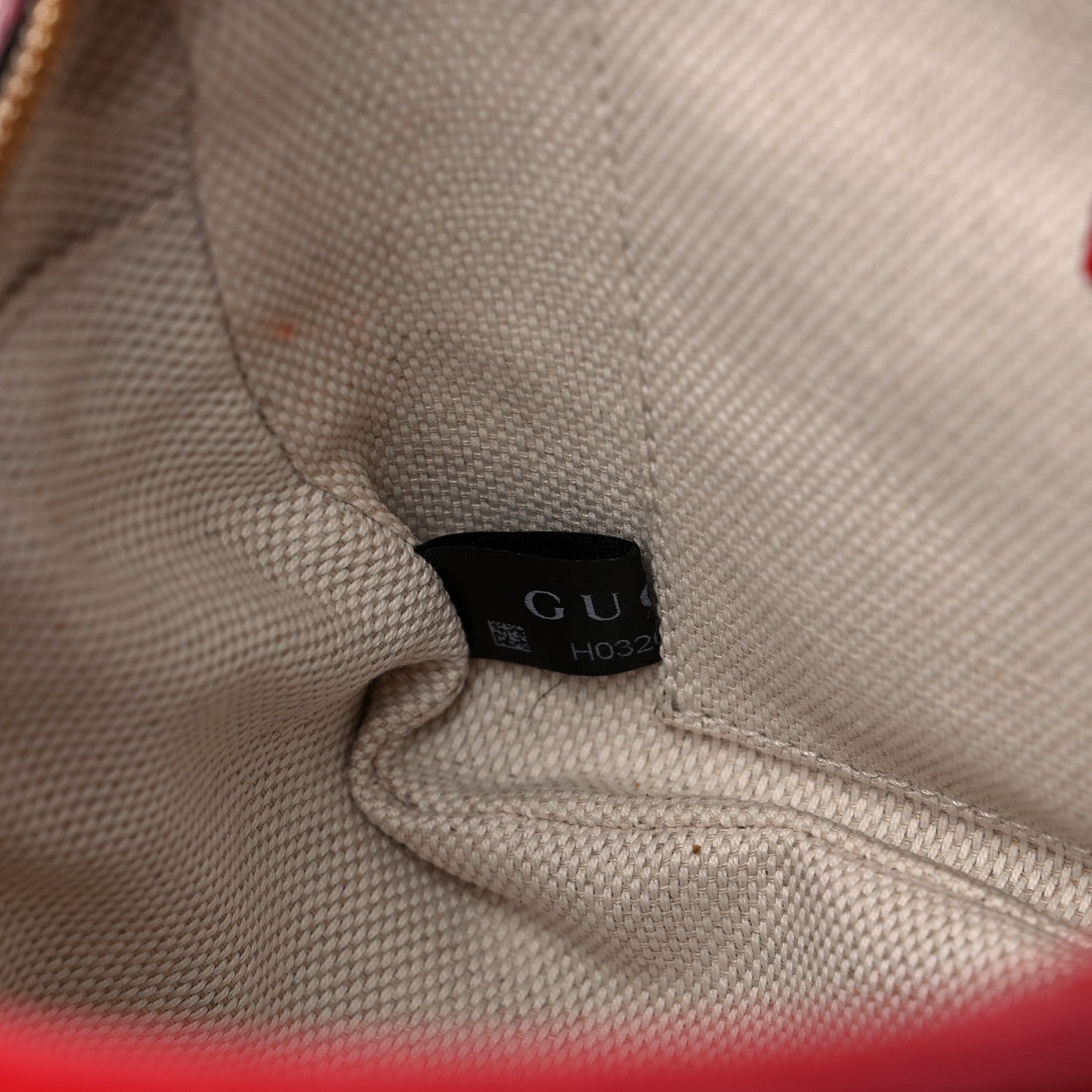 Gucci Pebbled Calfskin Small Soho Disco Bag Tabasco Red 8 of 16