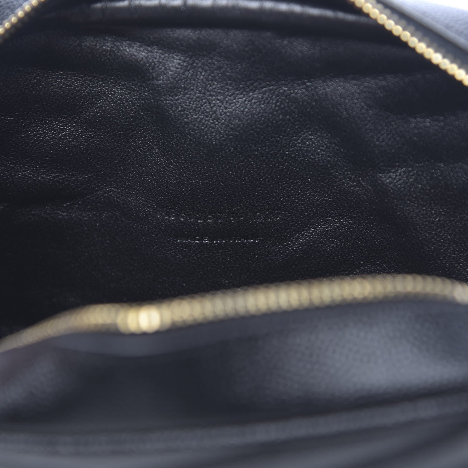 Saint Laurent Grain De Poudre Matelasse Monogram Mini Lou Camera Bag Black 7 of 11
