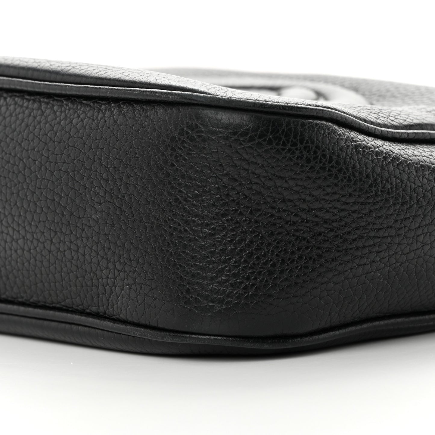 Pebbled Calfskin Small Soho Disco Bag Black
