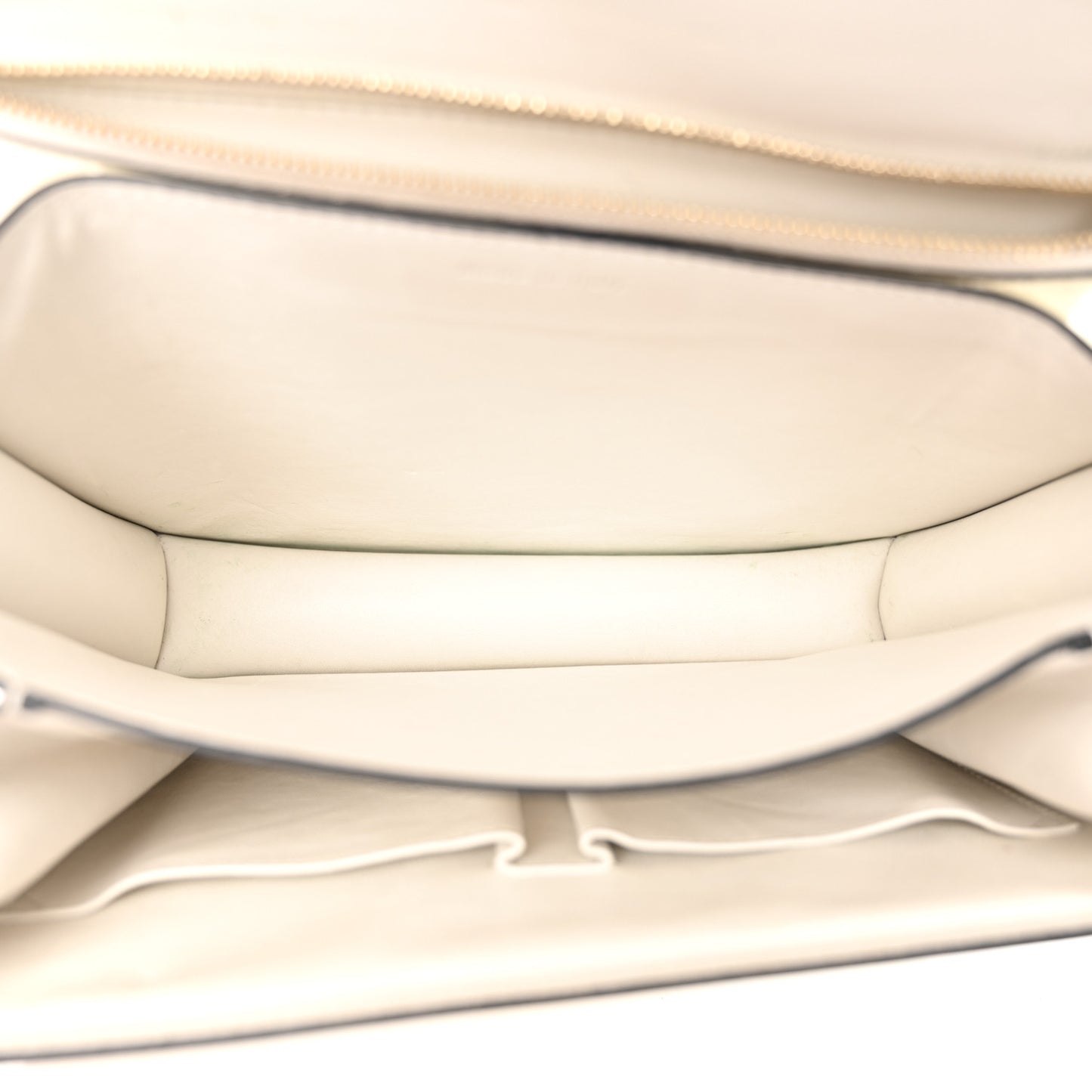 Spazzolato Calfskin Medium Classic Box Flap Bag White