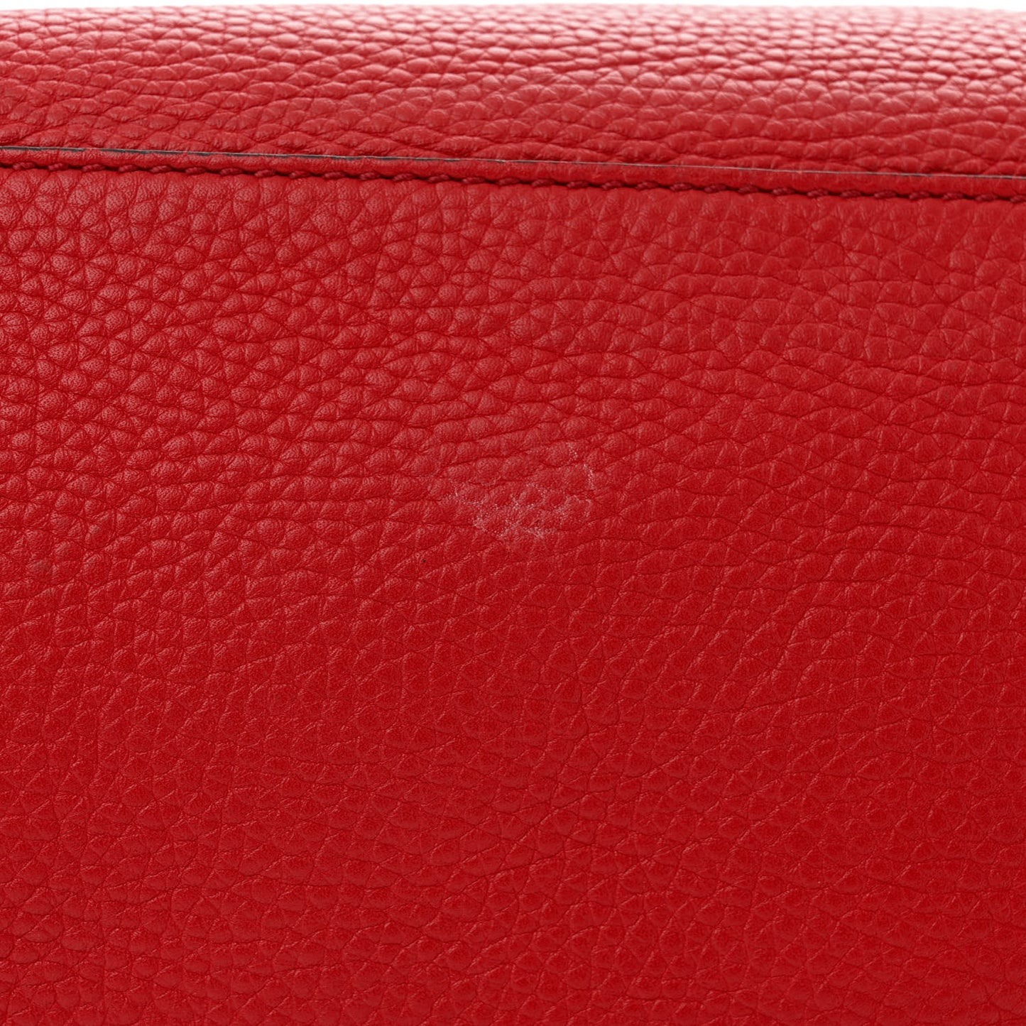 Pebbled Calfskin Medium Soho Chain Shoulder Bag Tabasco Red