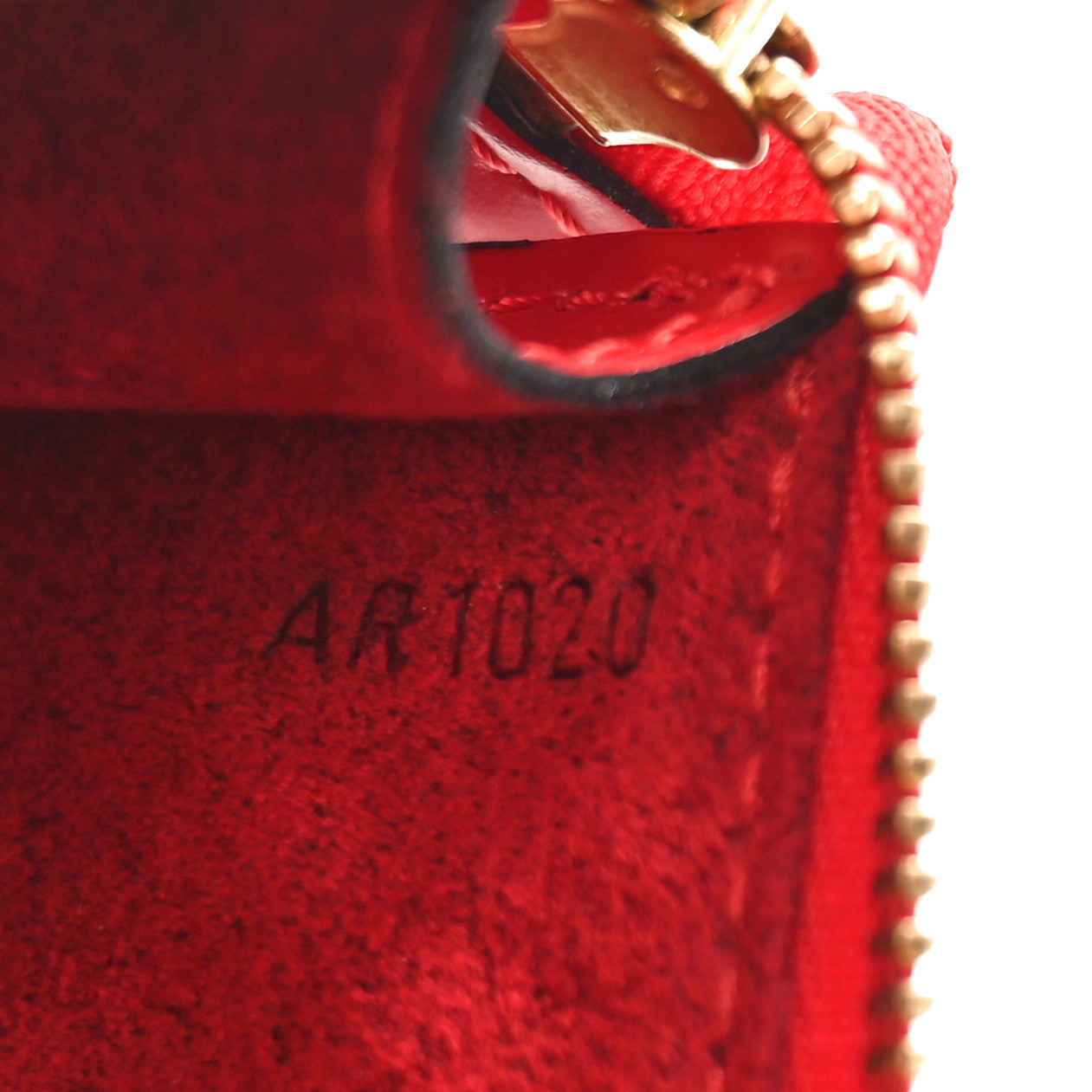 Epi Pochette Accessories 21 Castillan Red