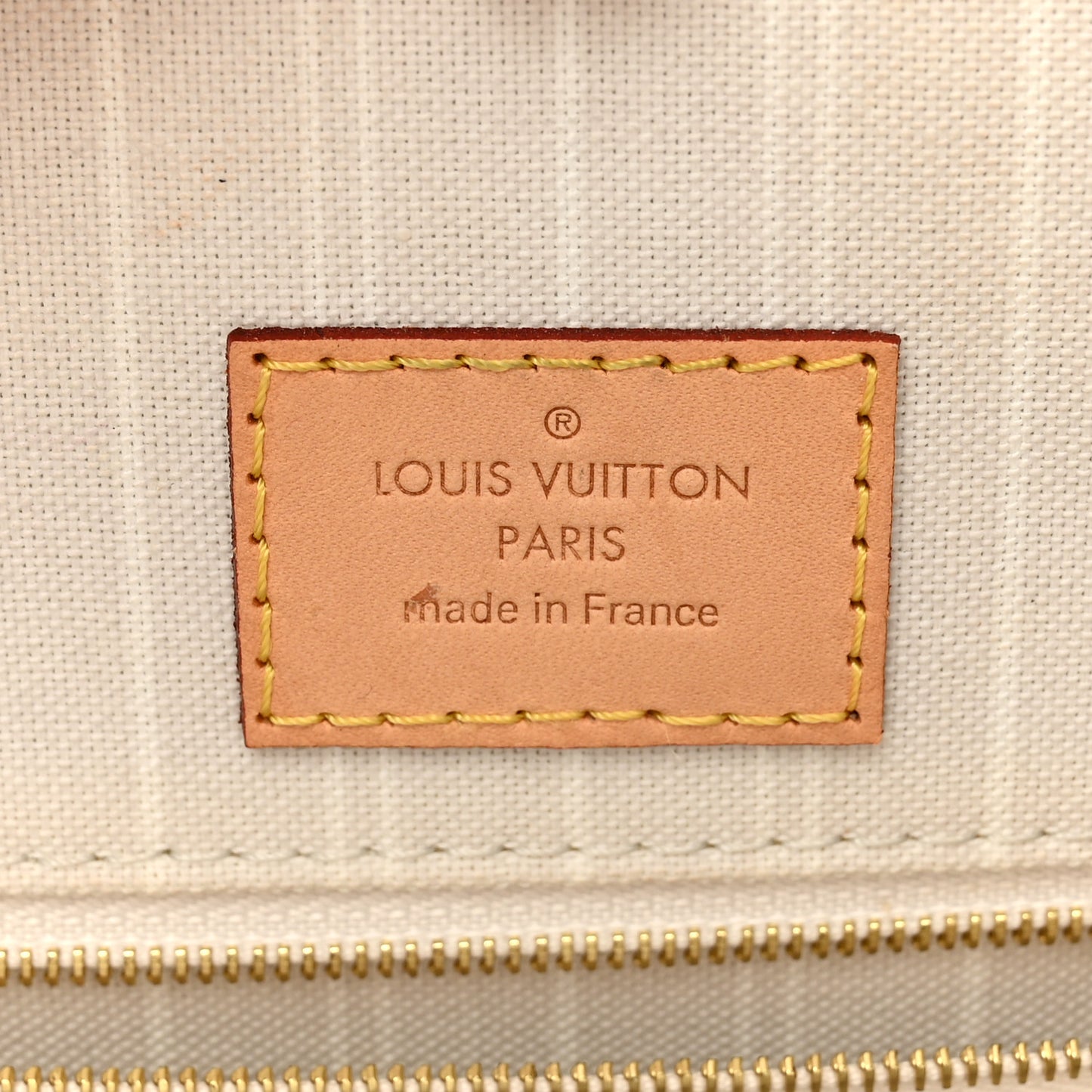 LOUIS VUITTON Monogram Giant By The Pool OnTheGo GM Brume