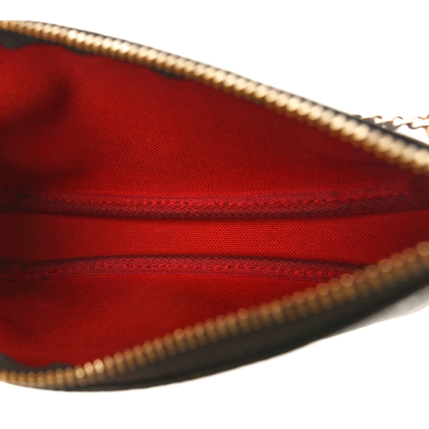 Monogram 2020 Christmas Animation Bumper Cars Mini Pochette Accessories Coquelicot