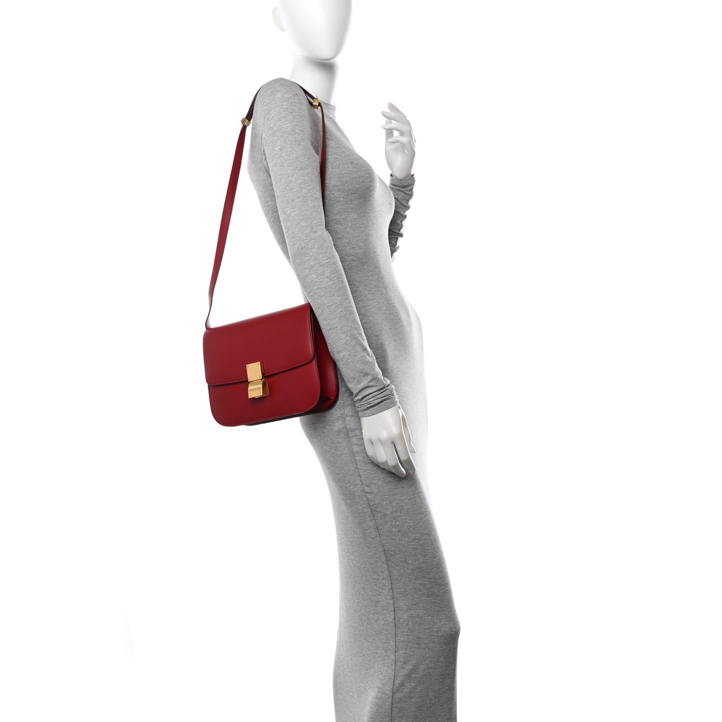 Smooth Calfskin Medium Classic Box Flap Bag Red