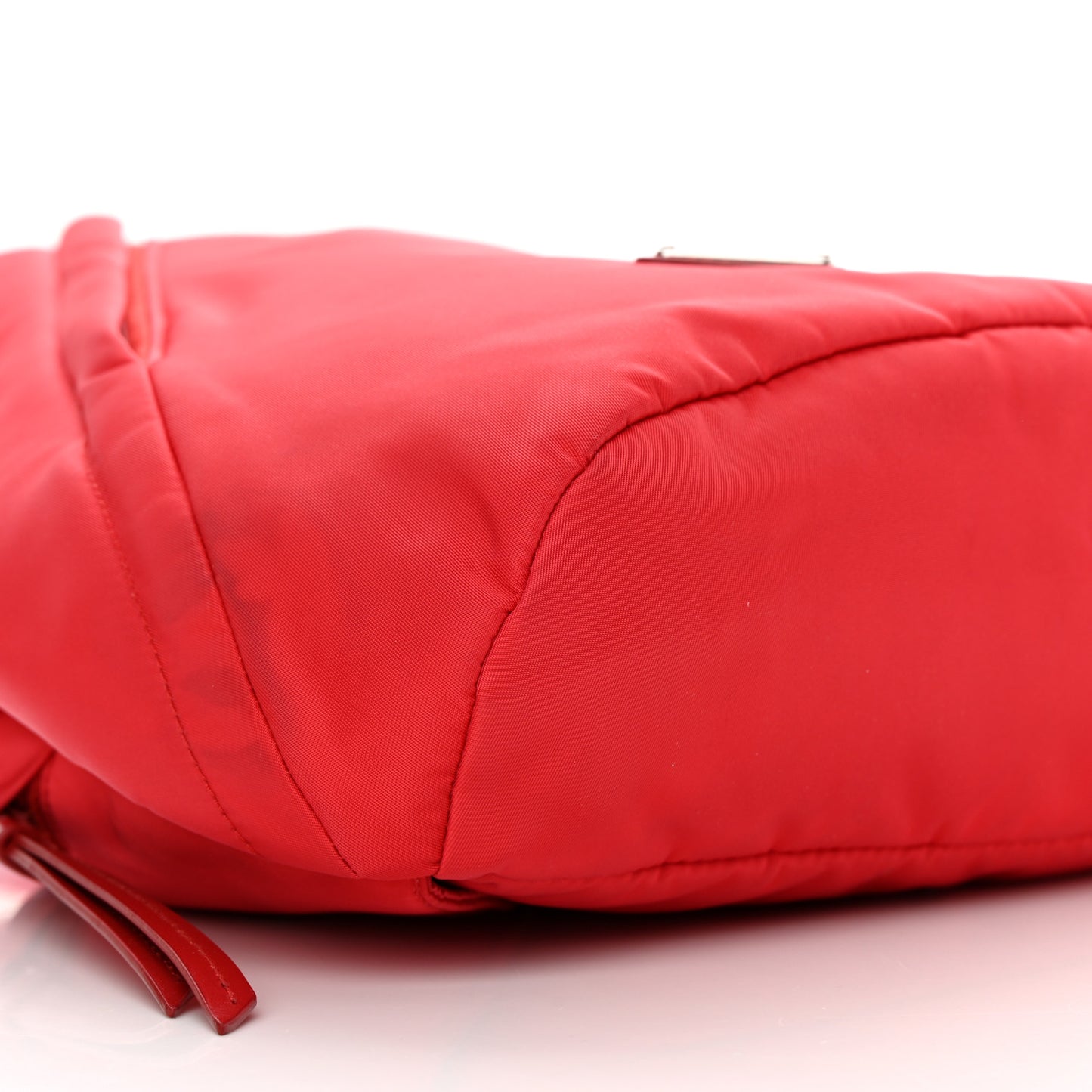 Re-Nylon Vitello Metal Triangle Logo Sling Backpack Rosso