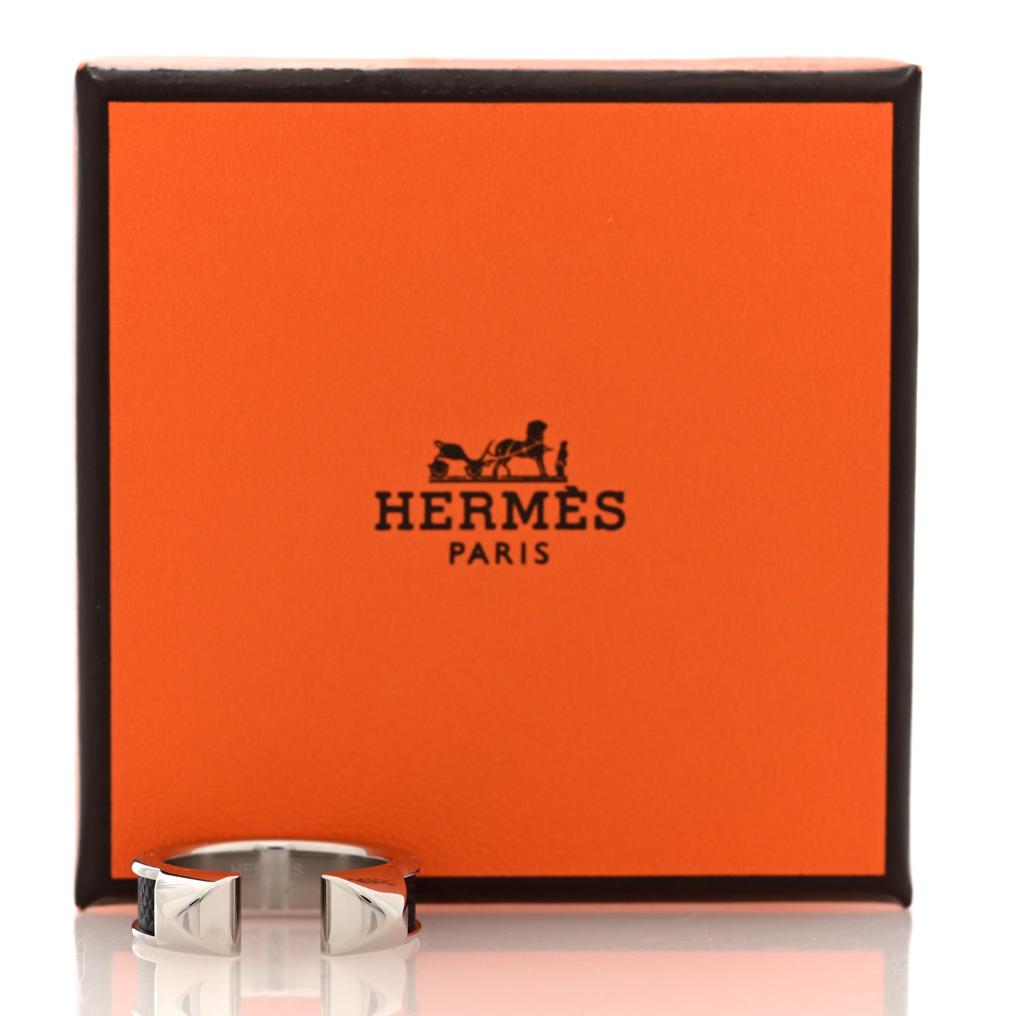 Madame Calfskin Athena Ring 55 89 Black