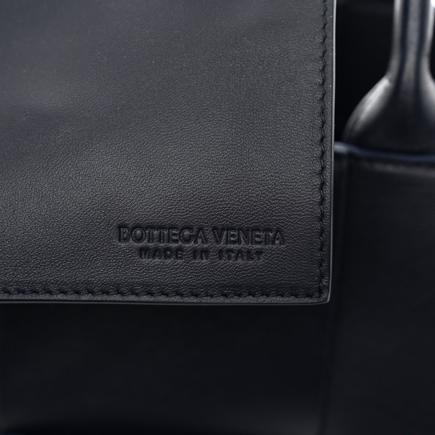 Nappa Maxi Intrecciato Small Arco Tote Space