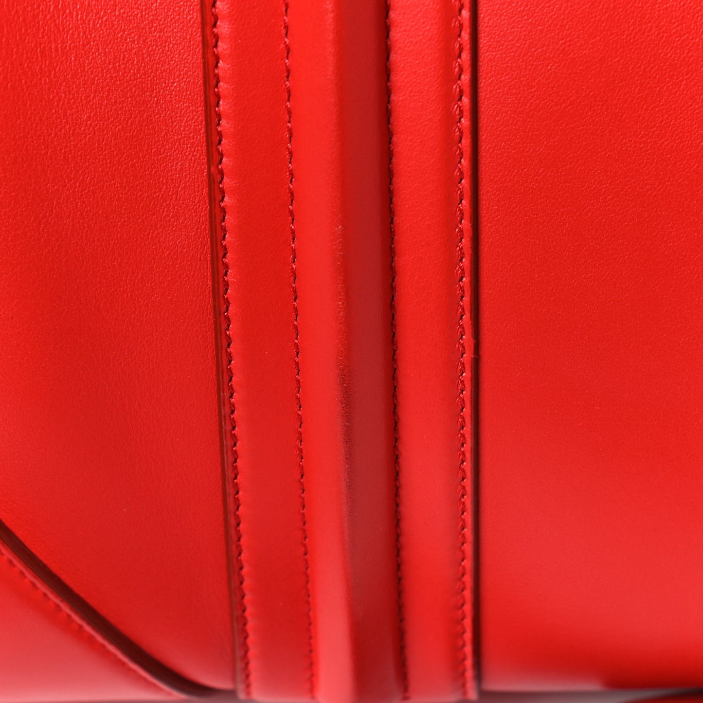 Calfskin Medium Lucrezia Red