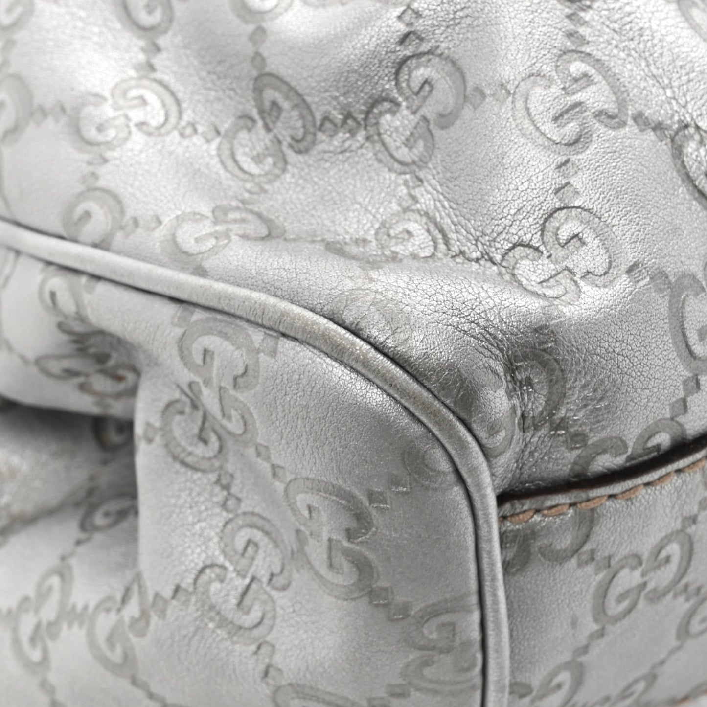 Metallic Guccissima Medium Sukey Tote Silver