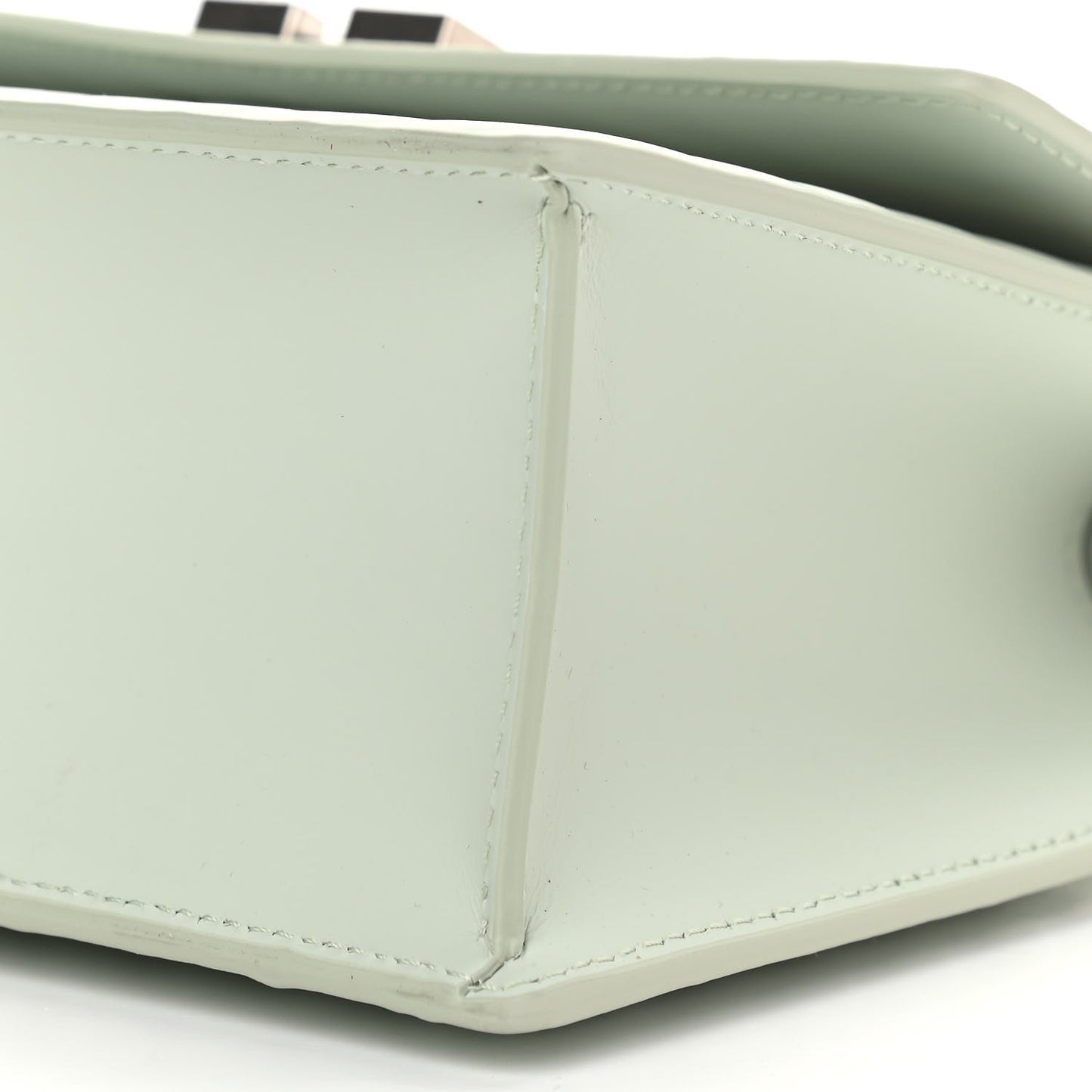 Calfskin Diagonal Quilted Jitney 1.4 Shoulder Bag Green