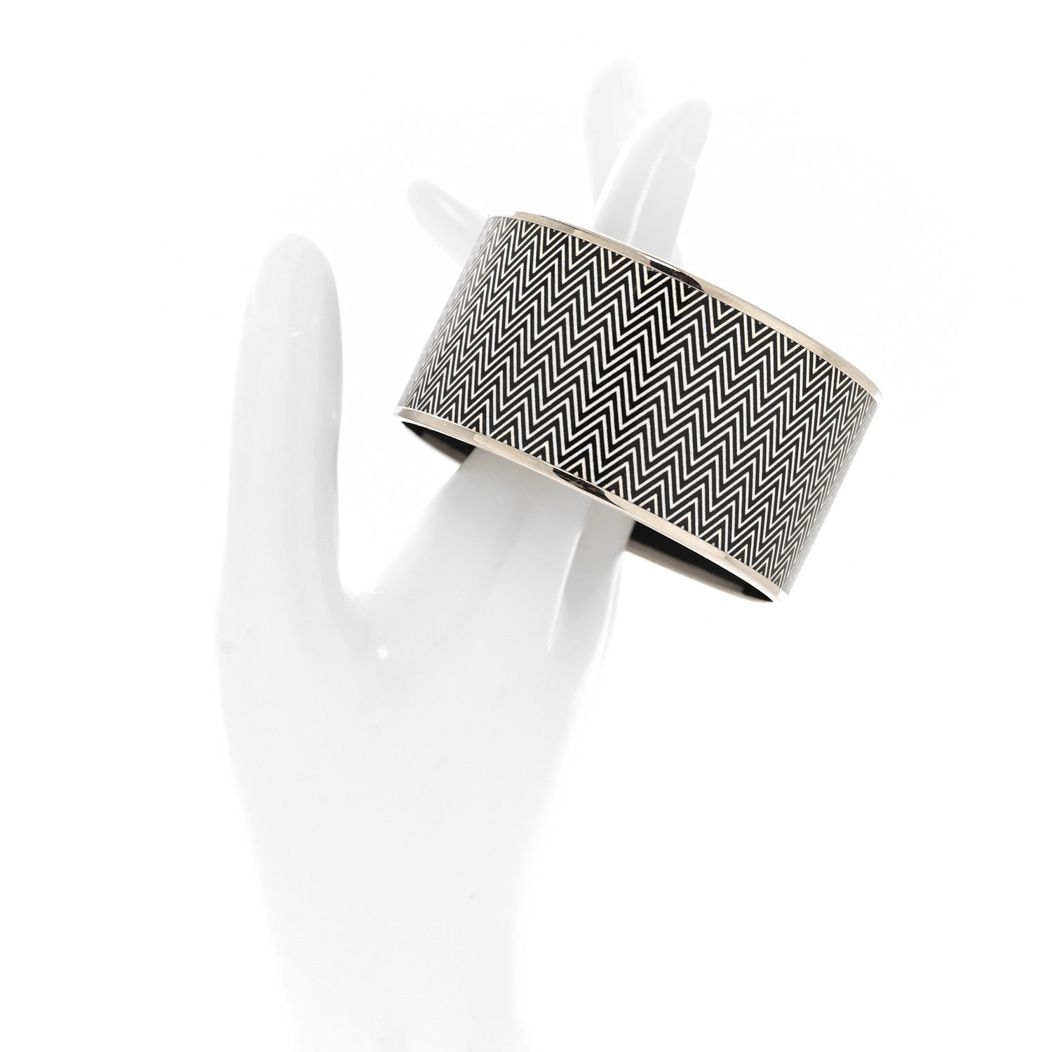 Hermes Enamel Printed Extra Wide Chevron Bracelet 70 Black 2 of 5