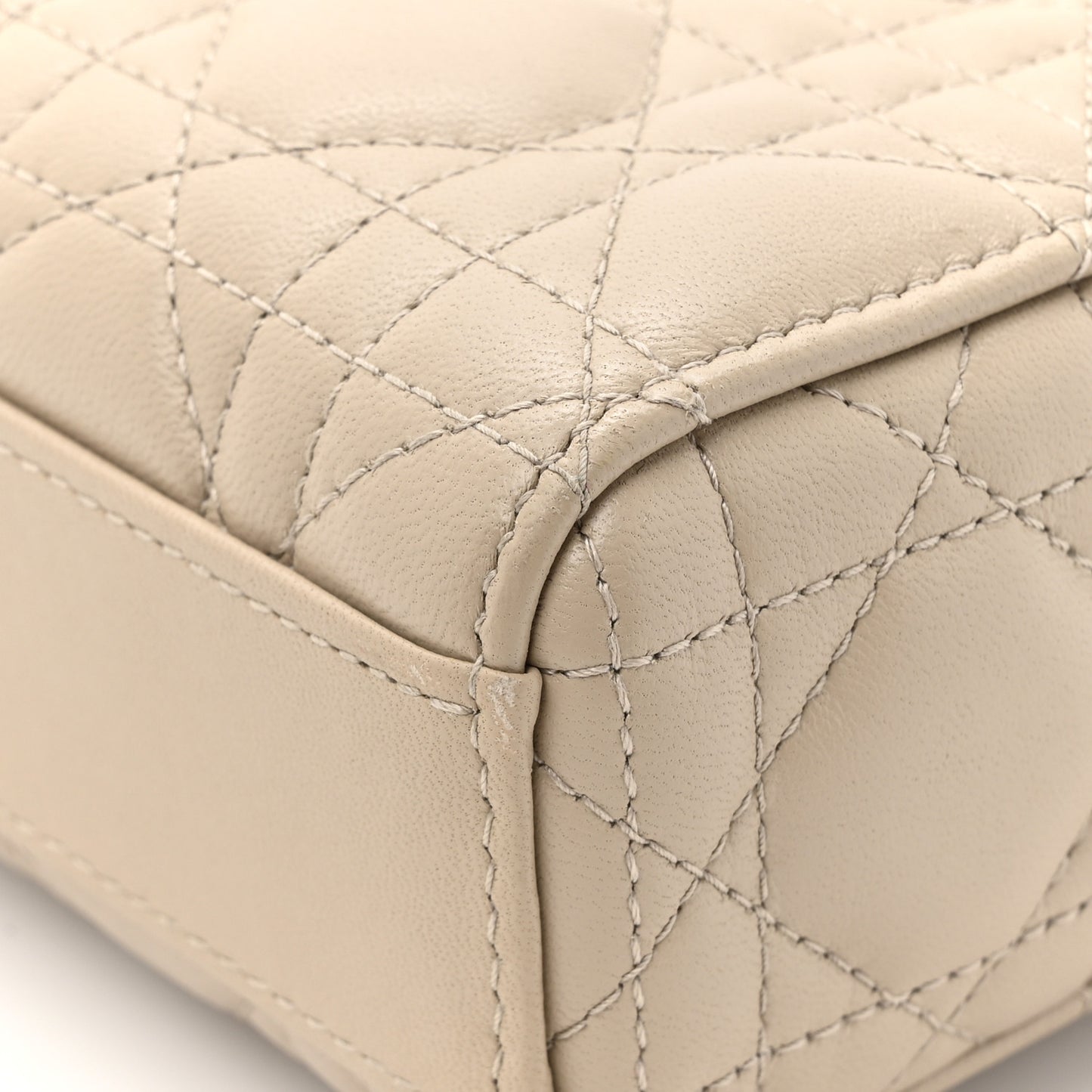 Lambskin Cannage Medium Lady D-Joy Hazelnut