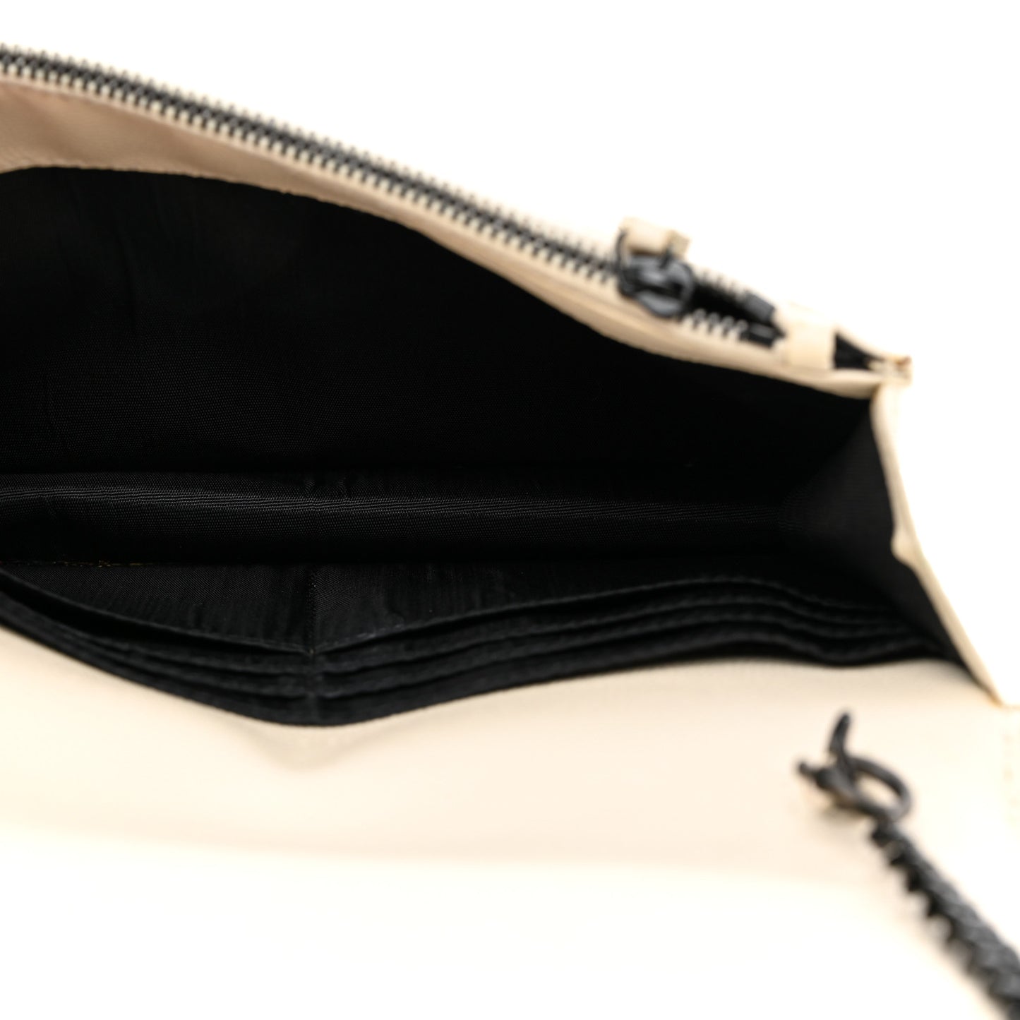 Grain De Poudre Matelasse Chevron Monogram Envelope Chain Wallet Dove White