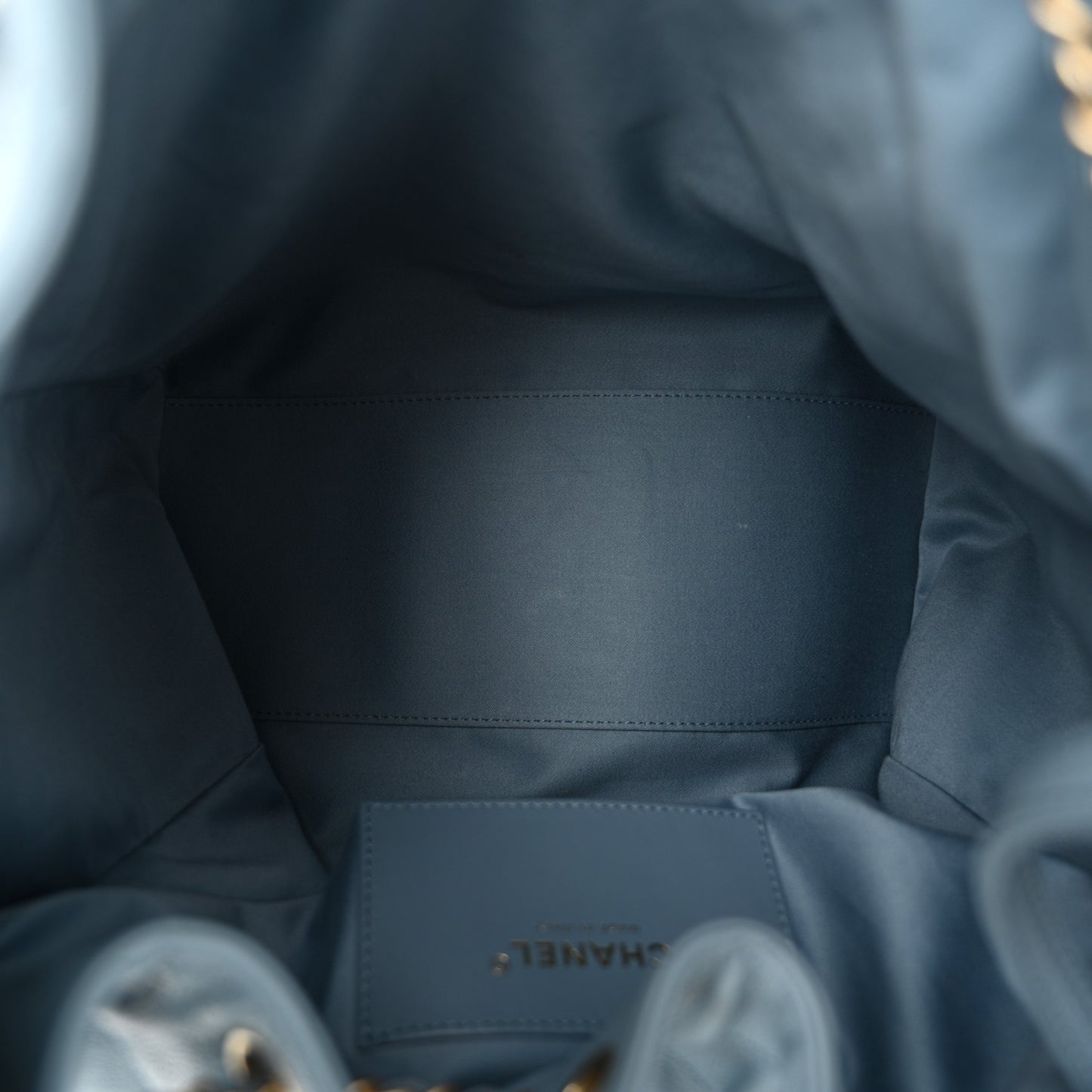 Caviar Quilted Medium Chanel 25 Handbag Blue