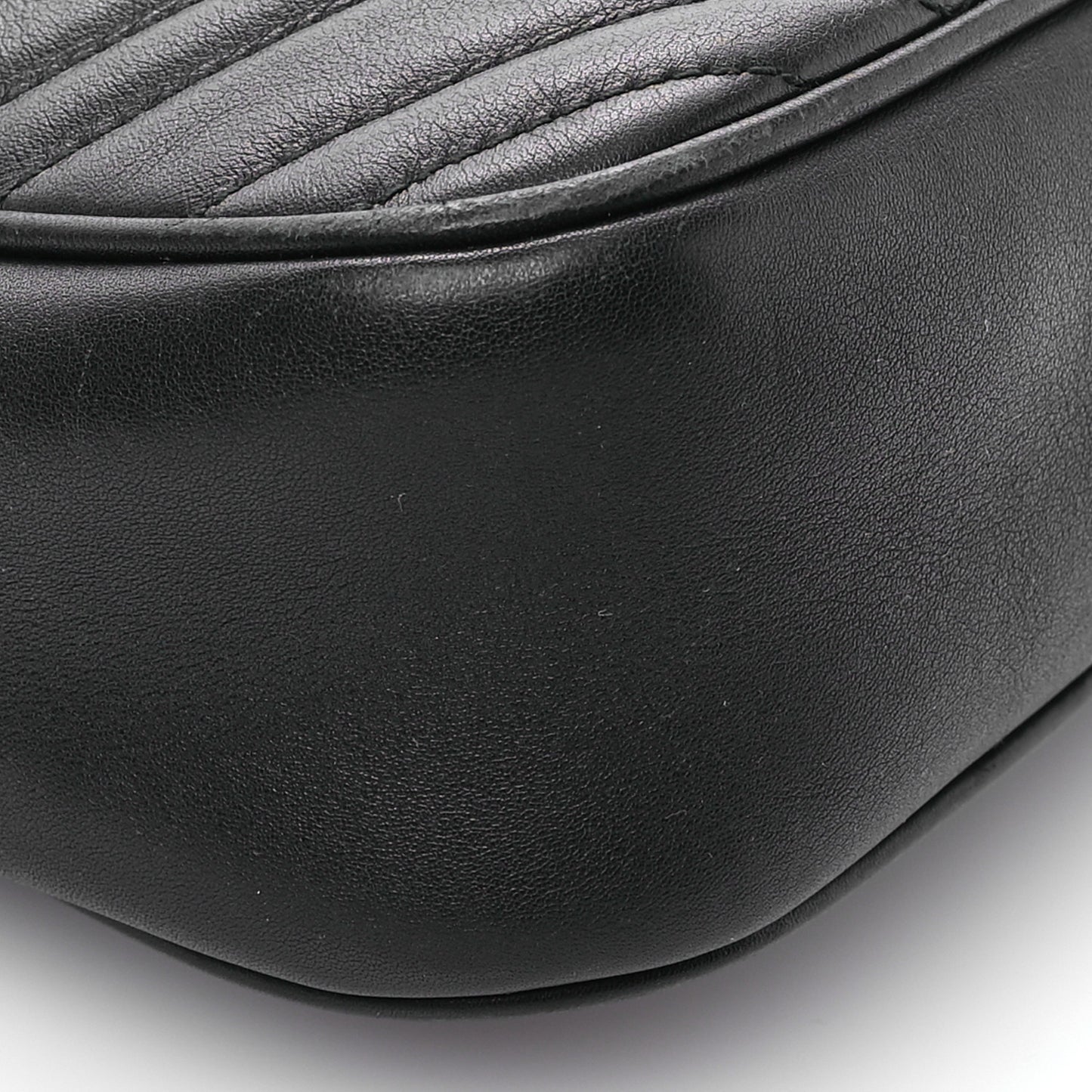 Calfskin Matelasse Small GG Marmont Chain Shoulder Bag Black