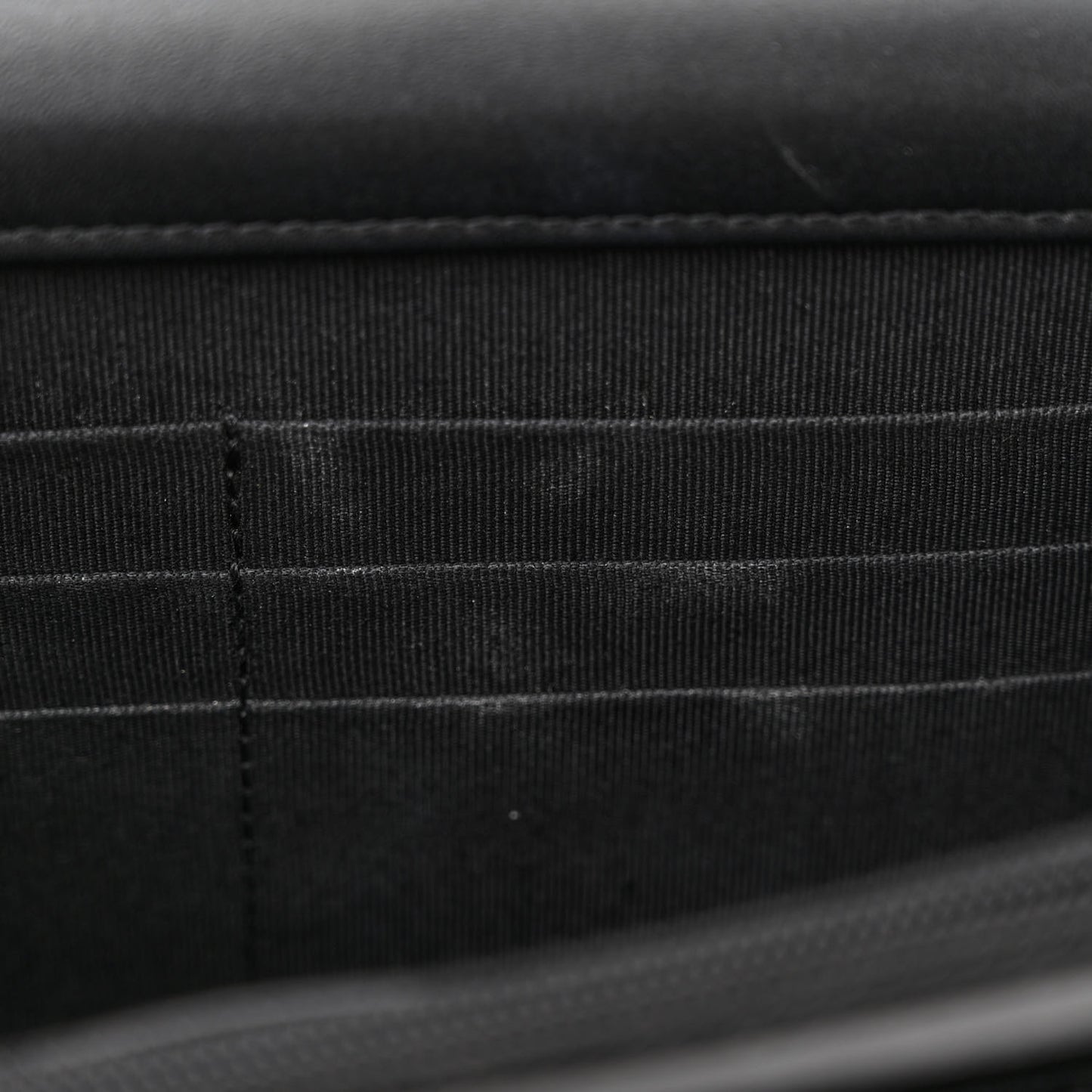 Patent Quilted Wallet On Chain WOC Black