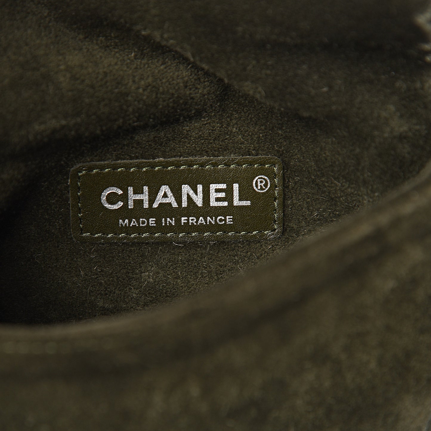 Suede Embroidered Flap Dark Green