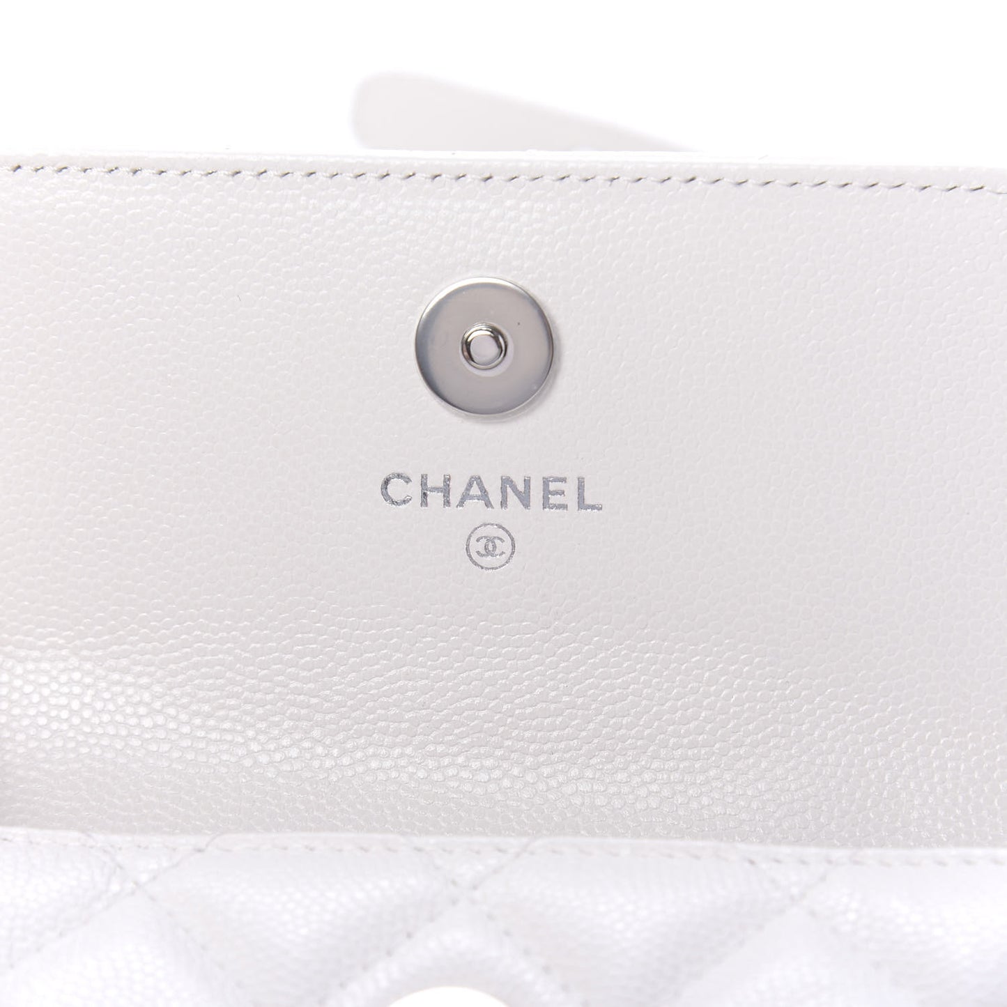 Caviar Quilted My Everything Belt Flap Card Holder White