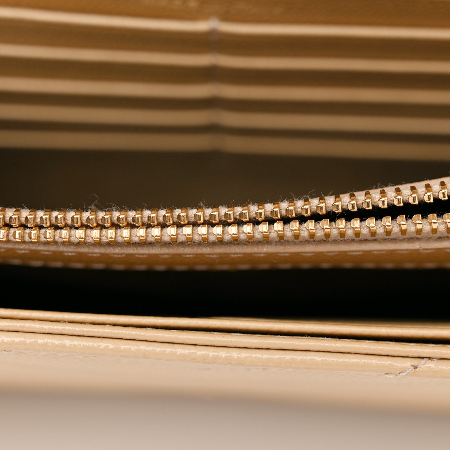 Saint Laurent Grain De Poudre Matelasse Chevron Monogram Chain Wallet Dark Beige 18 of 19