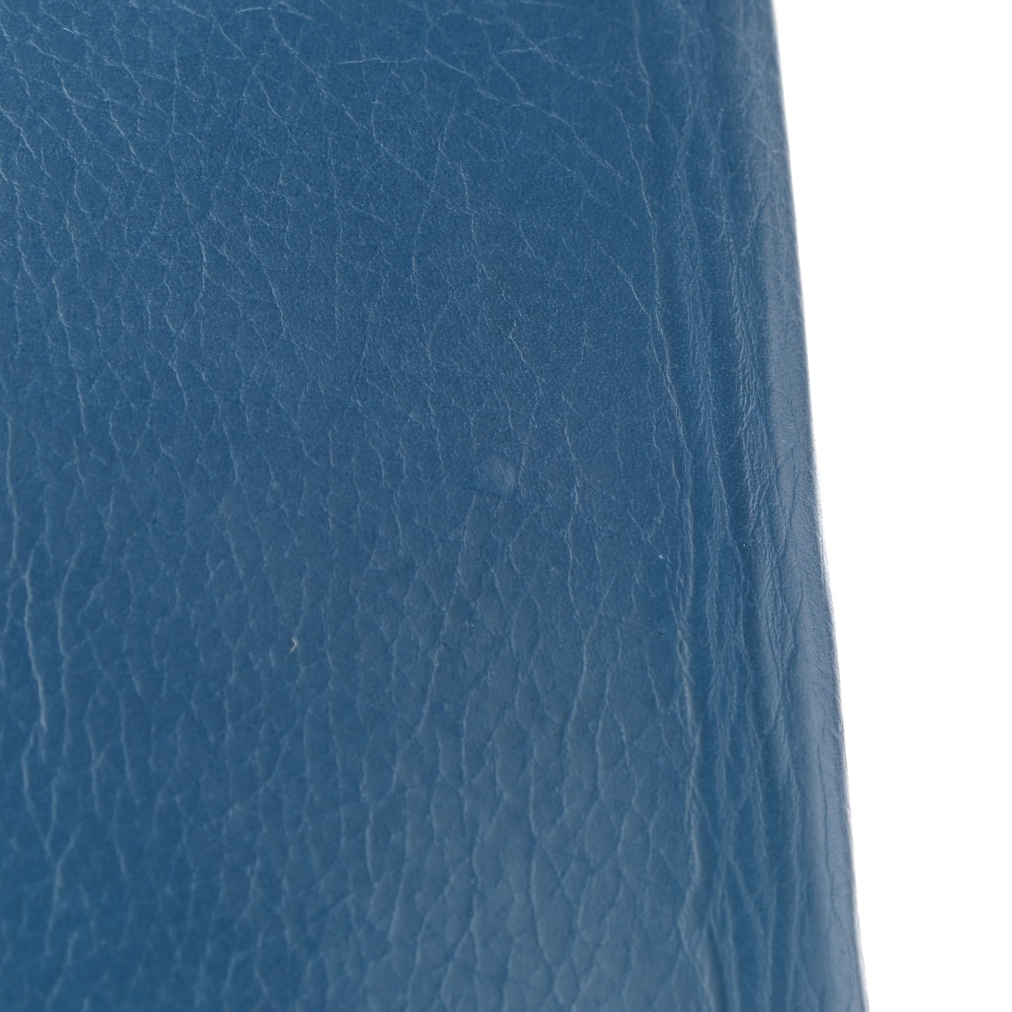 Taurillon Vertical Zippy Wallet Bleu Canard