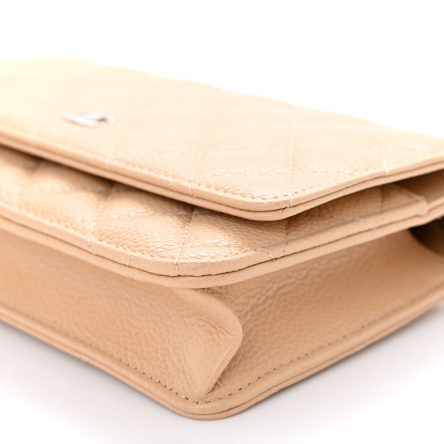 Caviar Quilted Wallet on Chain WOC Beige