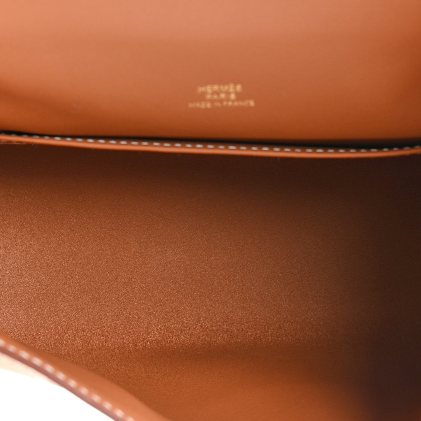 Swift Kelly Pochette Clutch Gold