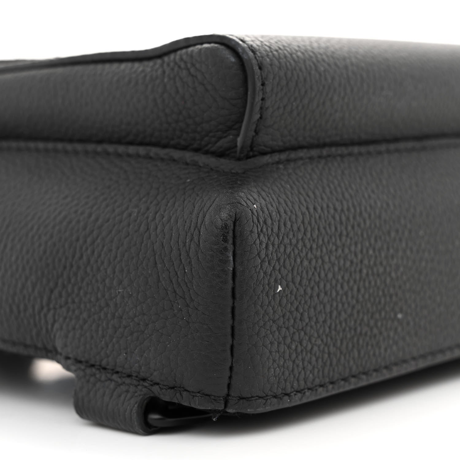 Louis Vuitton Grained Cowhide Aerogram Pilot Slingbag Black 8 of 11
