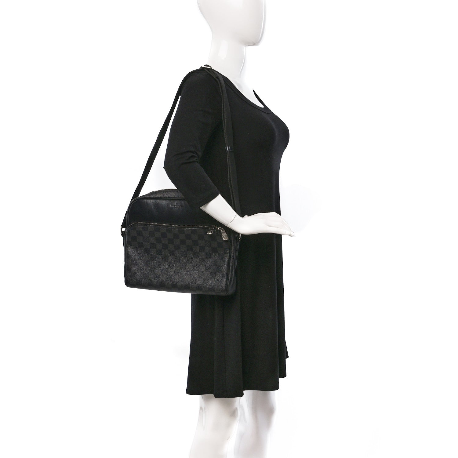 Louis Vuitton Damier Graphite Dayton Reporter PM 2 of 12
