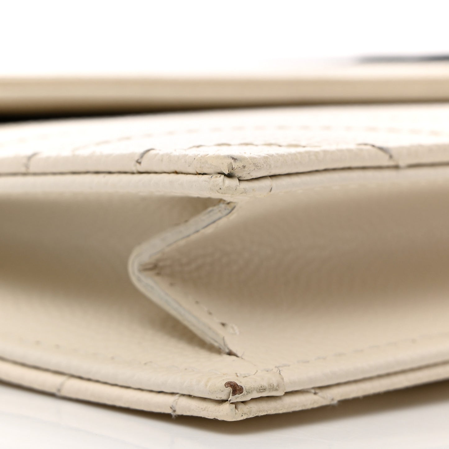Grain De Poudre Matelasse Chevron Monogram Envelope Chain Wallet Dove White
