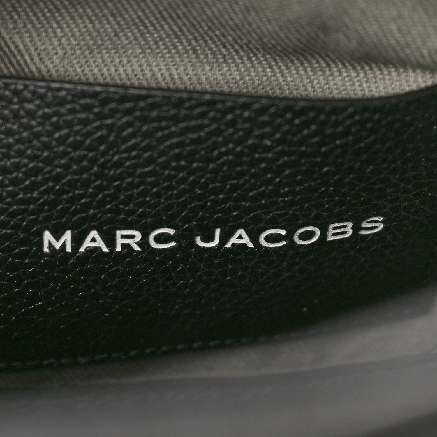 Marc Jacobs Grained Calfskin Medium The Tote Bag Black 6 of 10