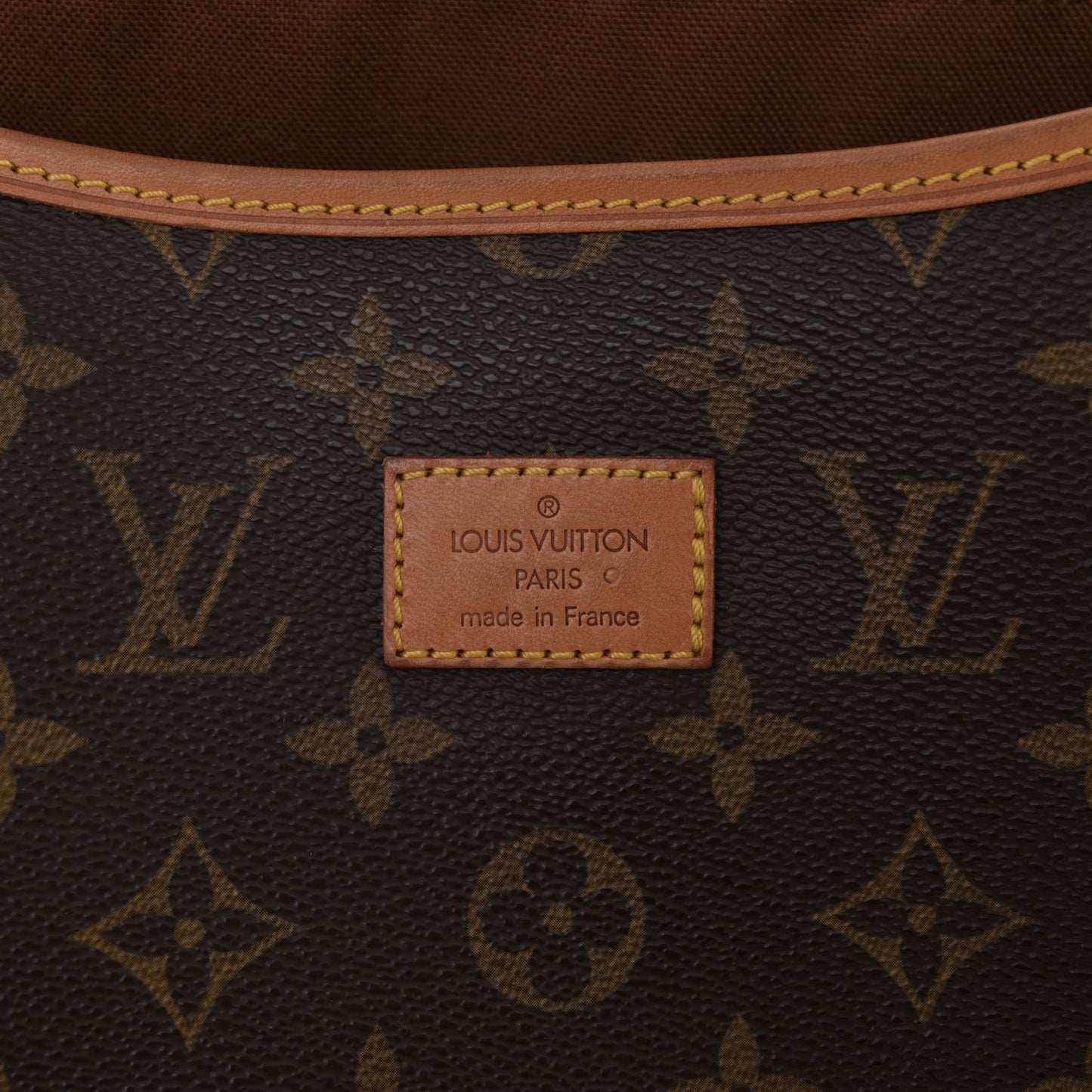 Monogram Saumur 35