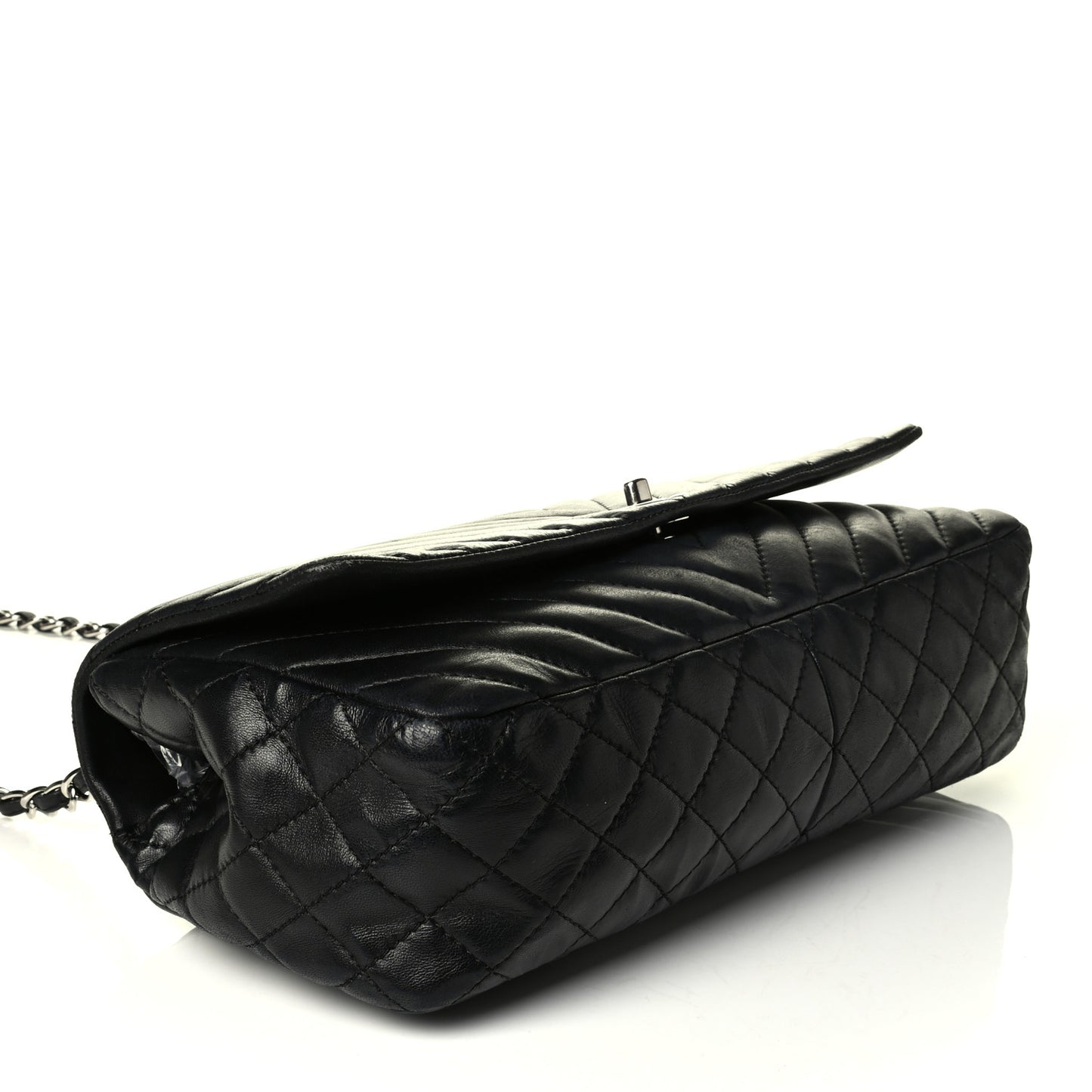 Lambskin Chevron Quilted Single Flap Black