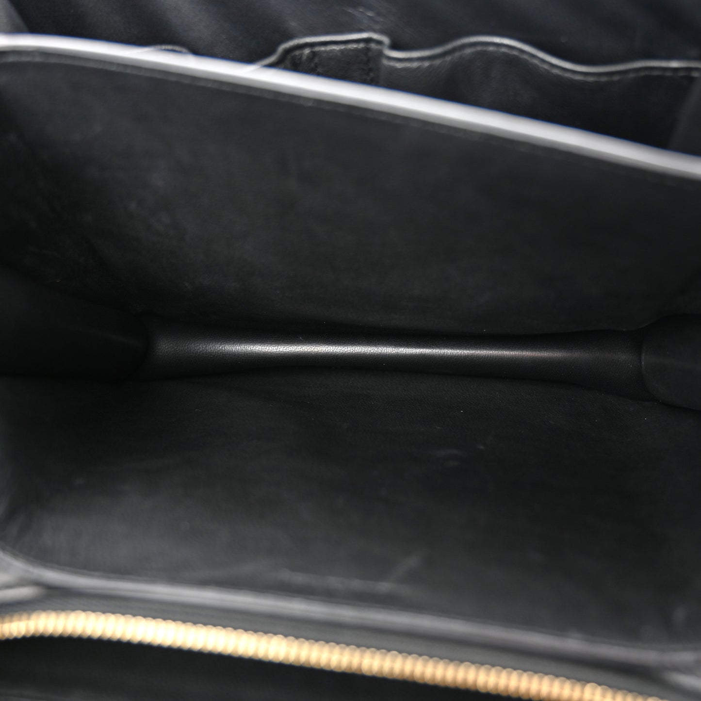 Box Calfskin Medium Classic Box Flap Bag Black