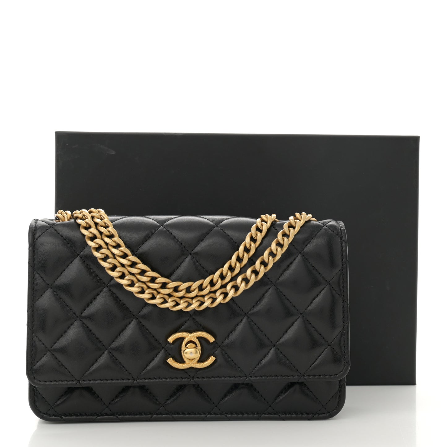 Lambskin Quilted Pillow Crush Wallet On Chain WOC Black