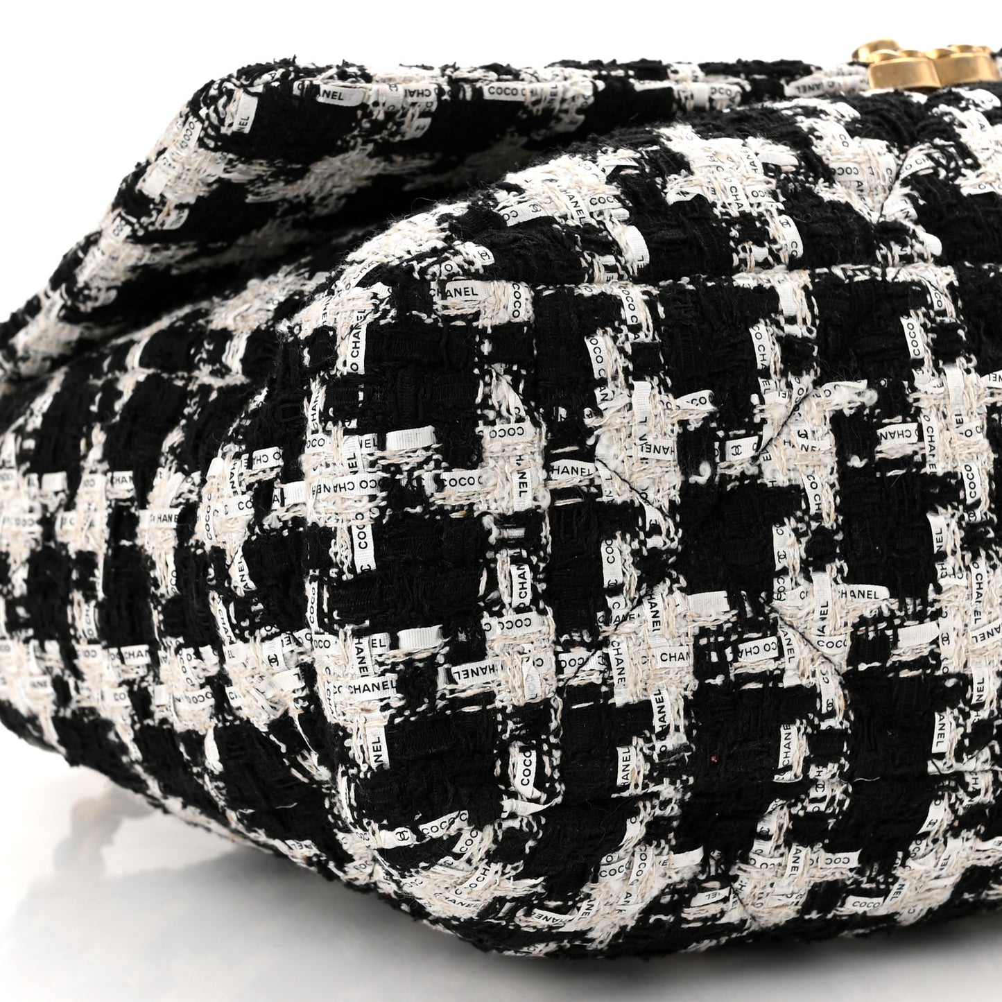 Tweed Quilted Maxi Chanel 19 Flap Black Ecru White